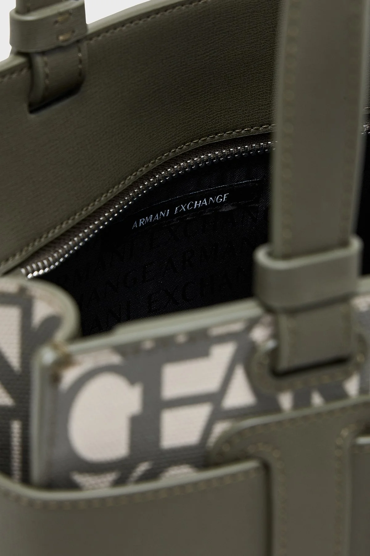 Armani Exchange Logolu Çıkarılabilir Askılı Kadın Çanta 942690 3F742 MZ317 Haki - 7