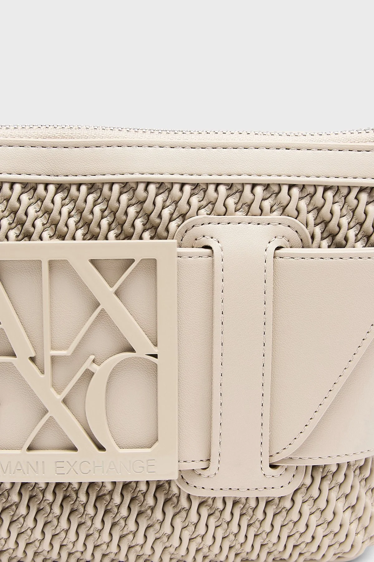 Armani Exchange Logolu Çıkarılabilir Askılı Kadın Çanta XW000921 AF26444 M6172 Bej - 6