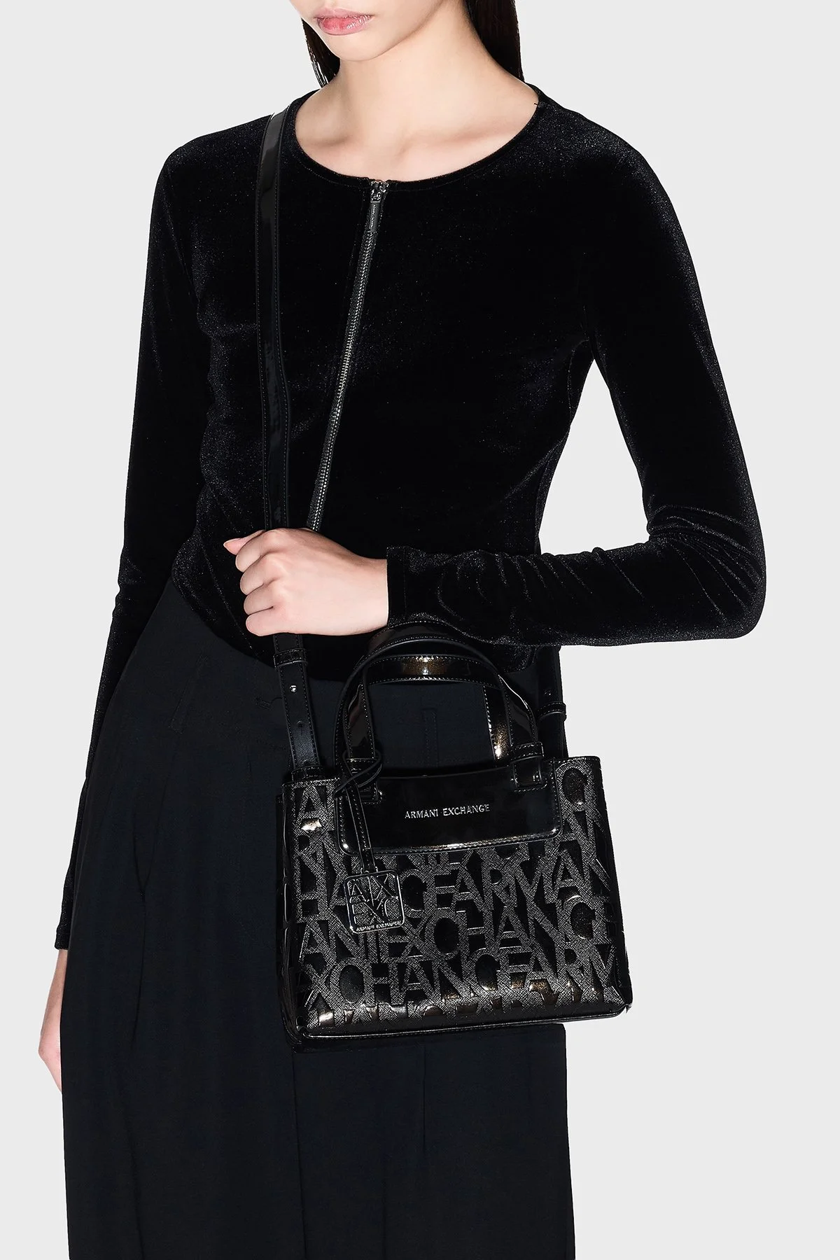 Armani Exchange Logolu Çıkarılabilir Askılı Kadın Çanta XW001576 AF17290 UC001 Siyah - 2