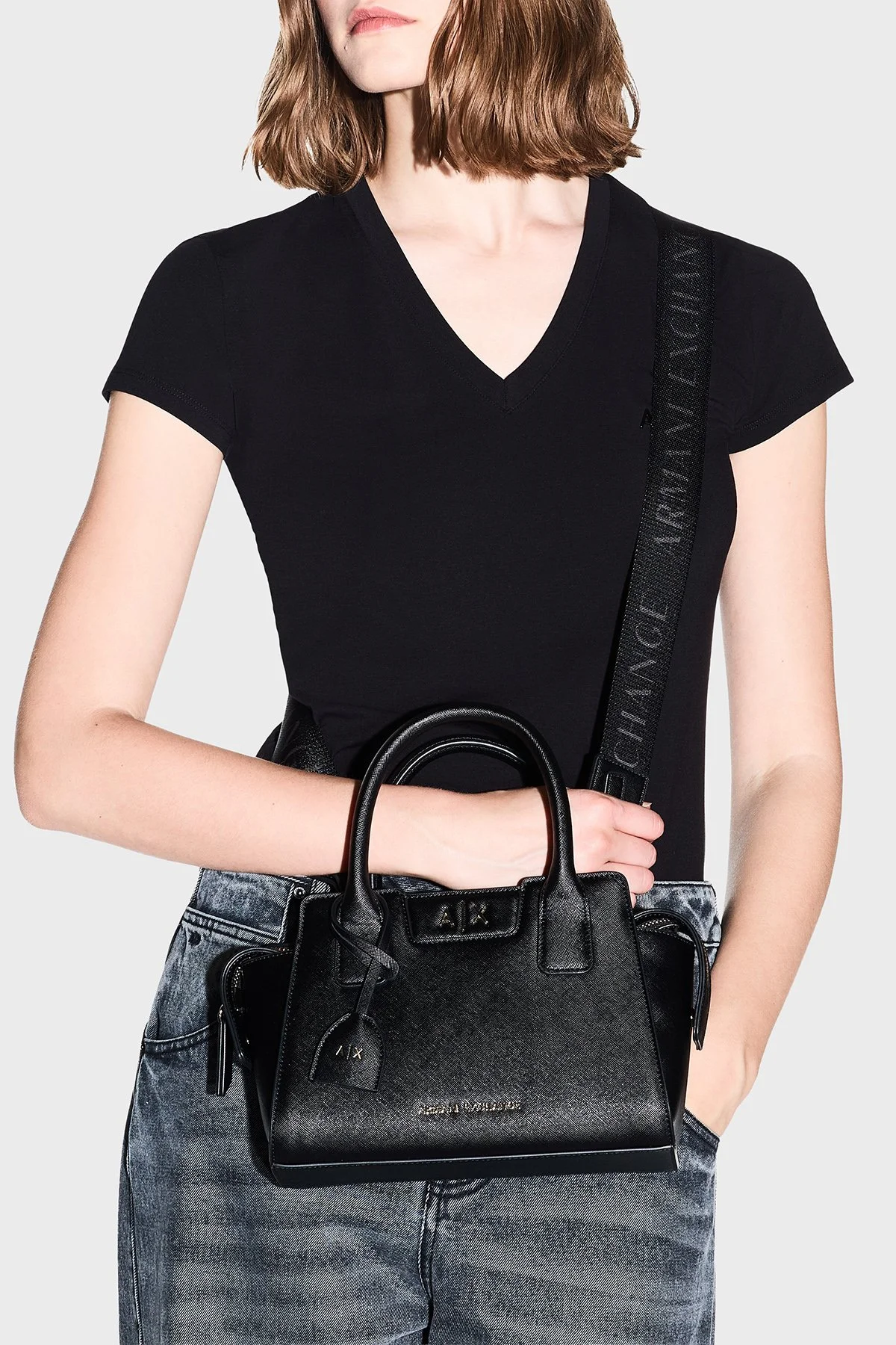 Armani Exchange Logolu Çıkarılabilir Askılı Kadın Çanta XW002159 AF26570 UC001 Siyah - 2