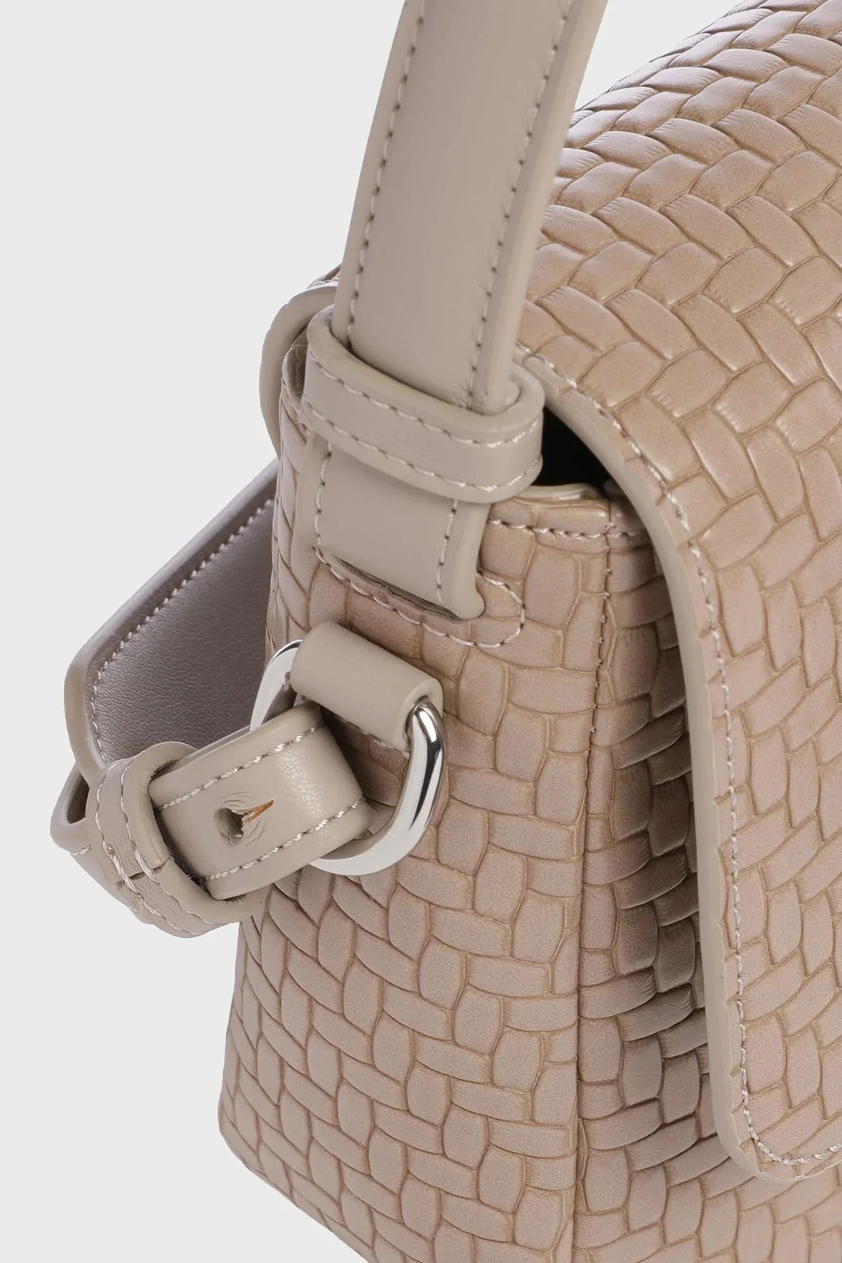 Armani Exchange Logolu Çıkarılabilir Askılı Kadın Çanta XW002592 AF22628 U6223 Bej - 4