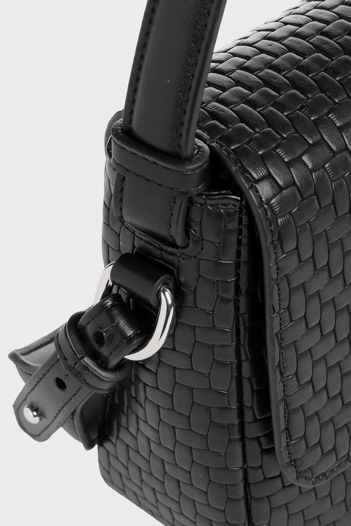 Armani Exchange Logolu Çıkarılabilir Askılı Kadın Çanta XW002592 AF22628 UC001 SİYAH - 5