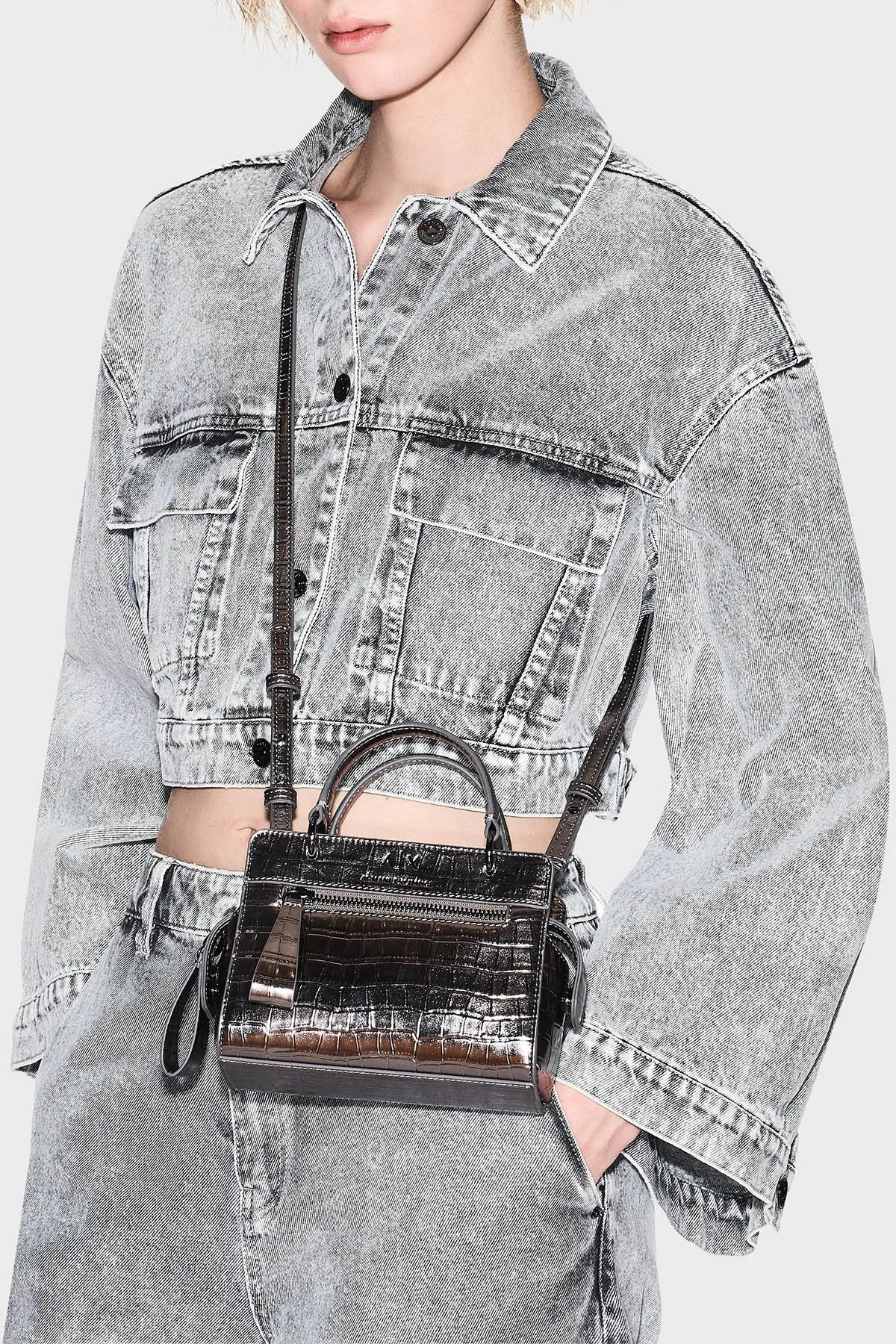 Armani Exchange Logolu Çıkarılabilir Askılı Mini Bayan Çanta XW001212 AF15628 U8097 GÜMÜŞ - 2