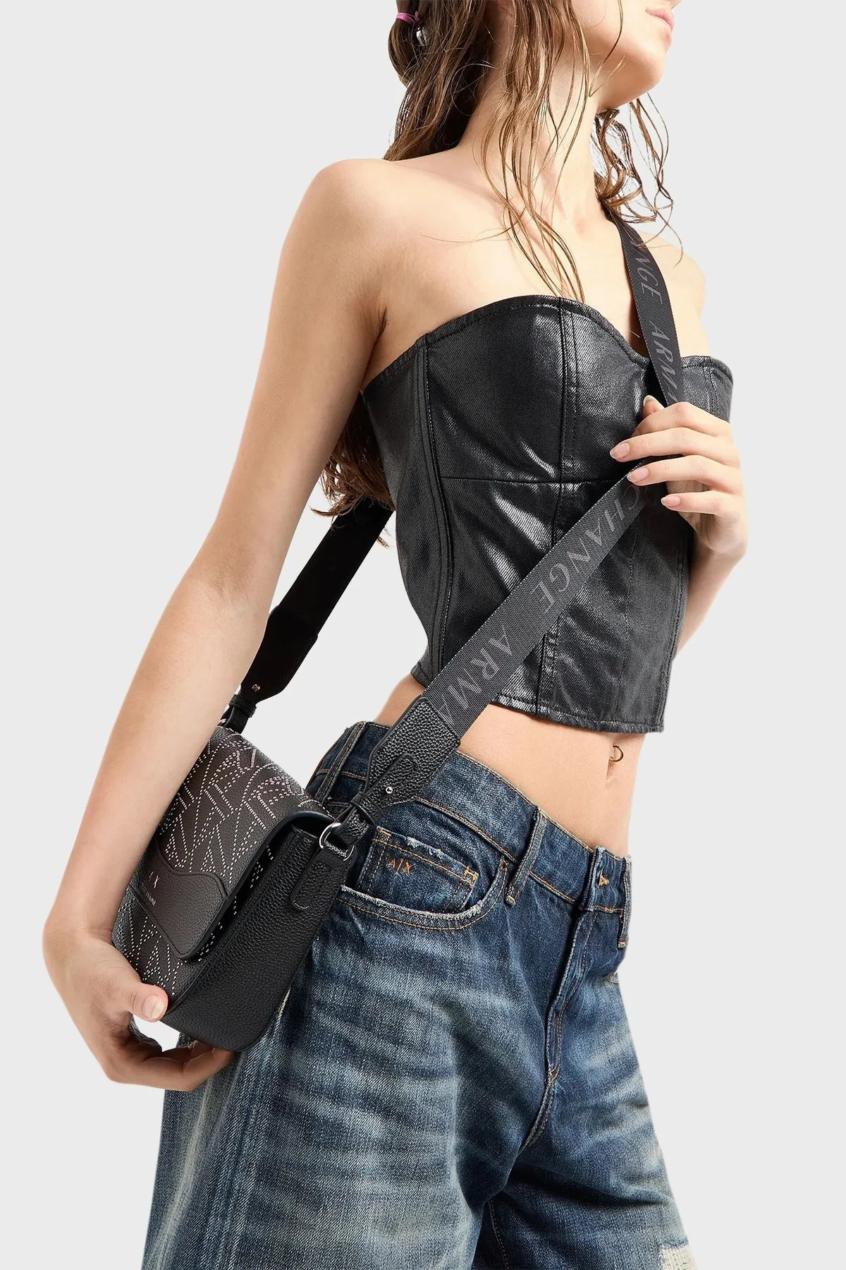 Armani Exchange Logolu Çıkarılabilir Omuz Askılı Bayan Çanta 942912 4F796 00020 SİYAH - 3