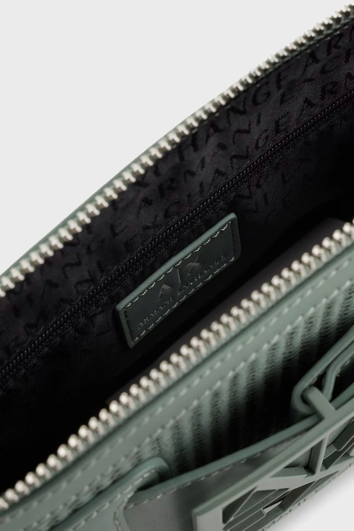 Armani Exchange Logolu Çıkarılabilir Omuz Askılı Bayan Çanta XW000921 AF13673 U7231 HAKİ - 8