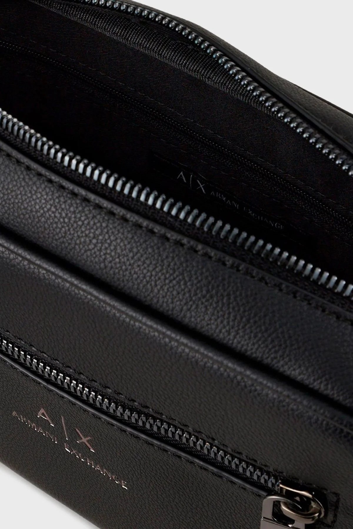 Armani Exchange Logolu Çıkarılabilir Tutma Saplı Kozmetik Erkek Çanta 958446 CC830 00020 SİYAH - 3