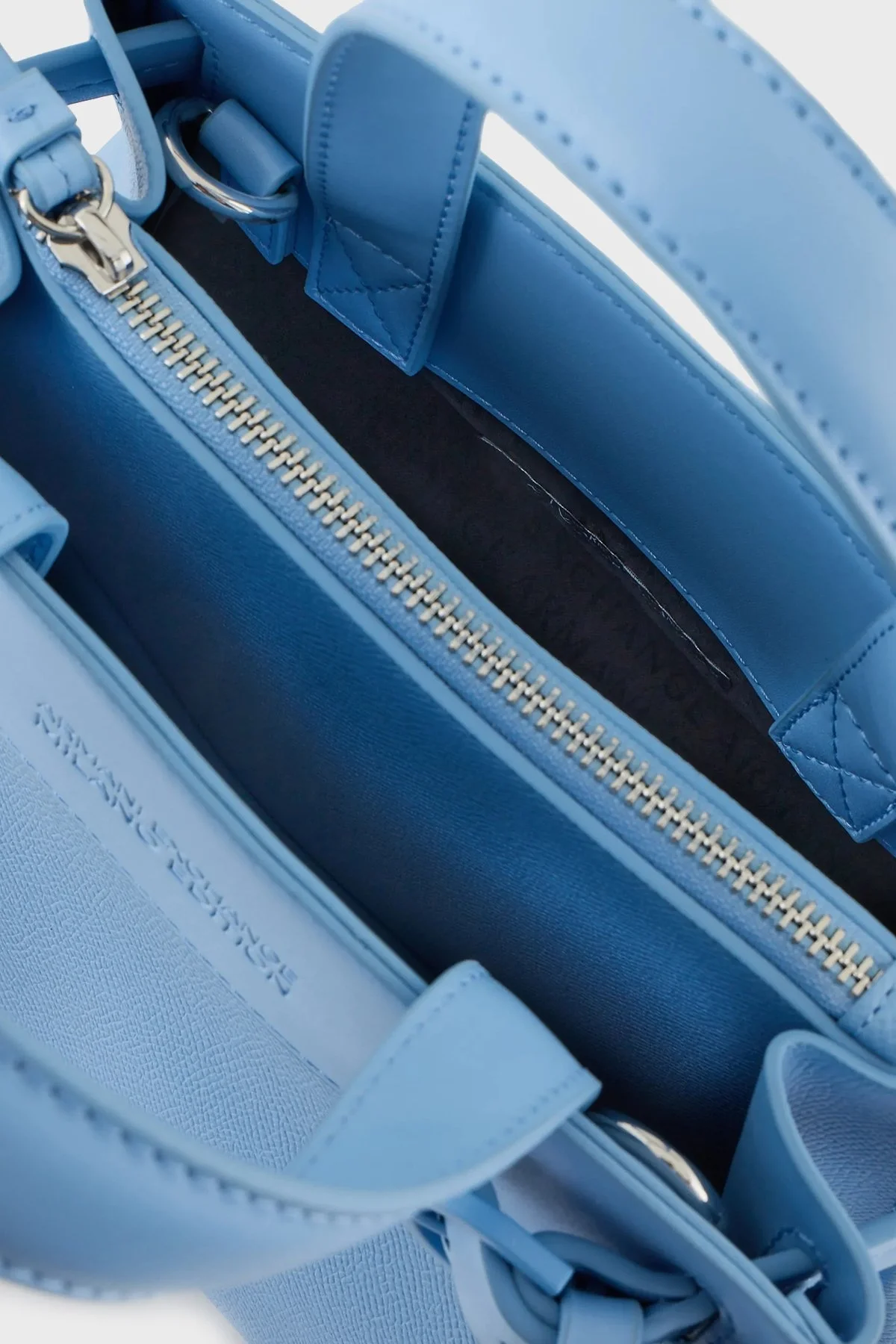 Armani Exchange Logolu Çıkarılabilir ve Ayarlanabilir Uzatma Askılı Bayan Çanta 949136 4R750 24532 MAVİ - 5