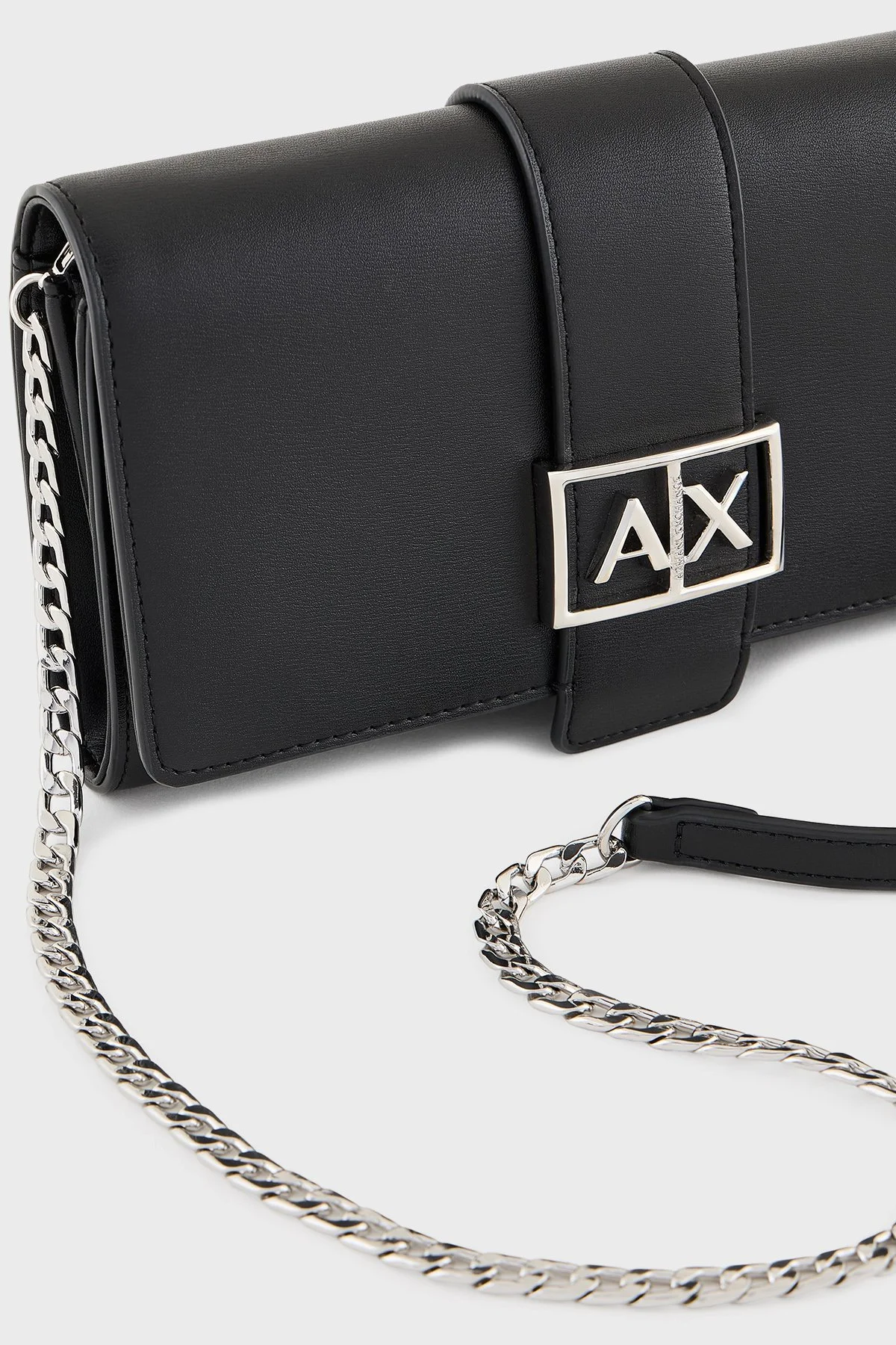 Armani Exchange Logolu Çıkarılabilir Zincir Askılı Bayan Cüzdan XW000358 AF12039 UC001 SİYAH - 8