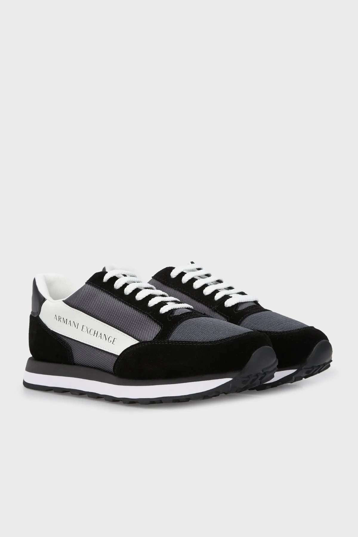 Armani Exchange Logolu Deri Sneaker Erkek Ayakkabı XUX083 XV263 S073 SİYAH-BEYAZ - 3