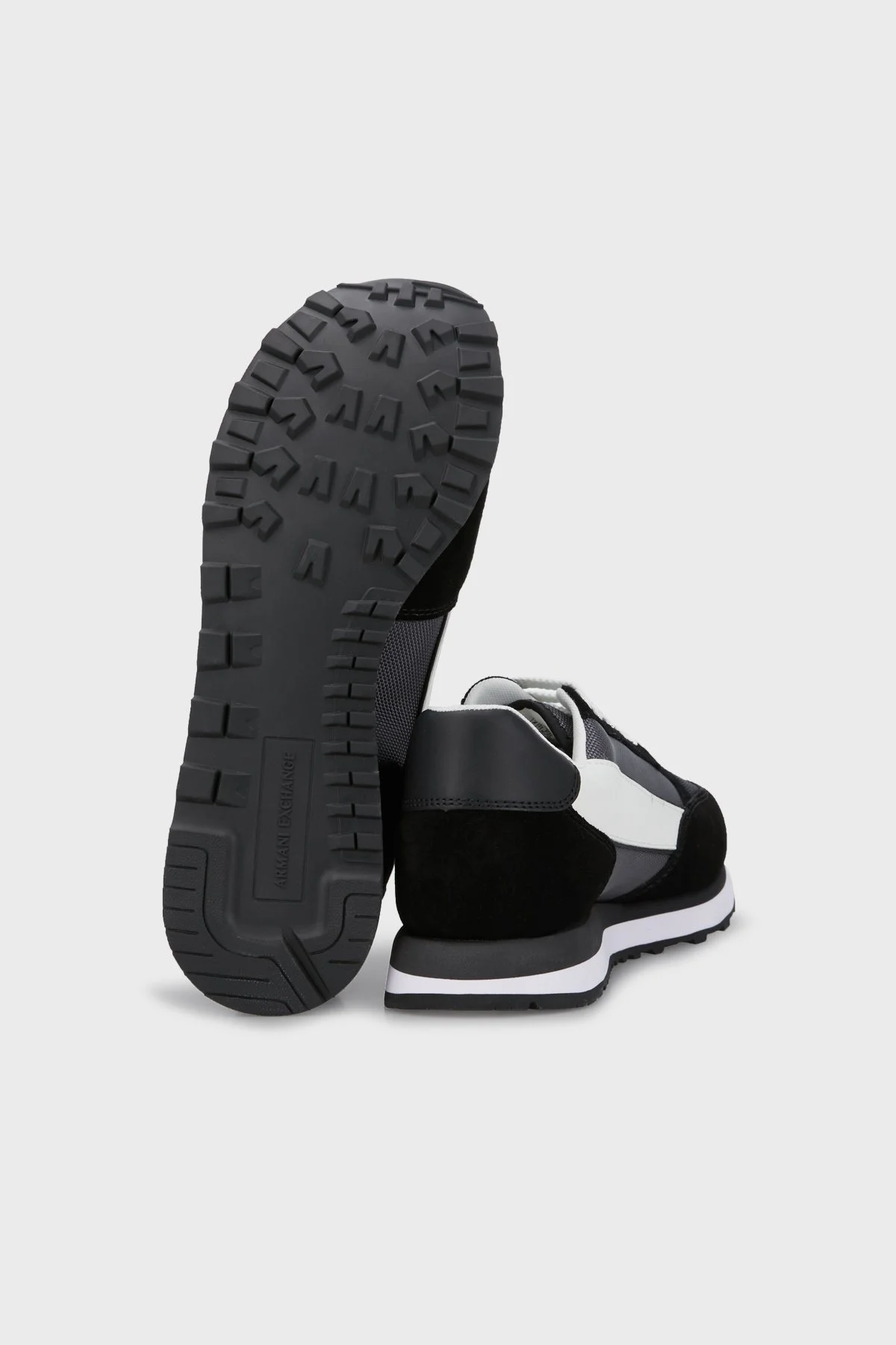 Armani Exchange Logolu Deri Sneaker Erkek Ayakkabı XUX083 XV263 S073 SİYAH-BEYAZ - 4
