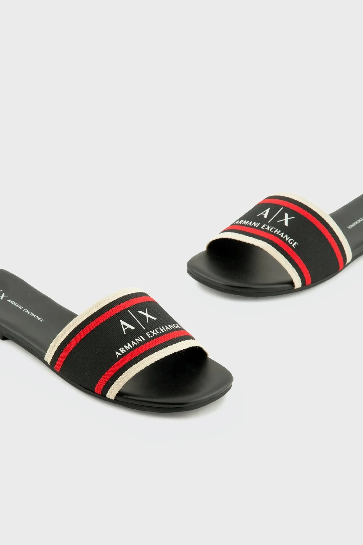 Armani Exchange Logolu Düz Bayan Terlik XDP045 XV842 00002 SİYAH - 9