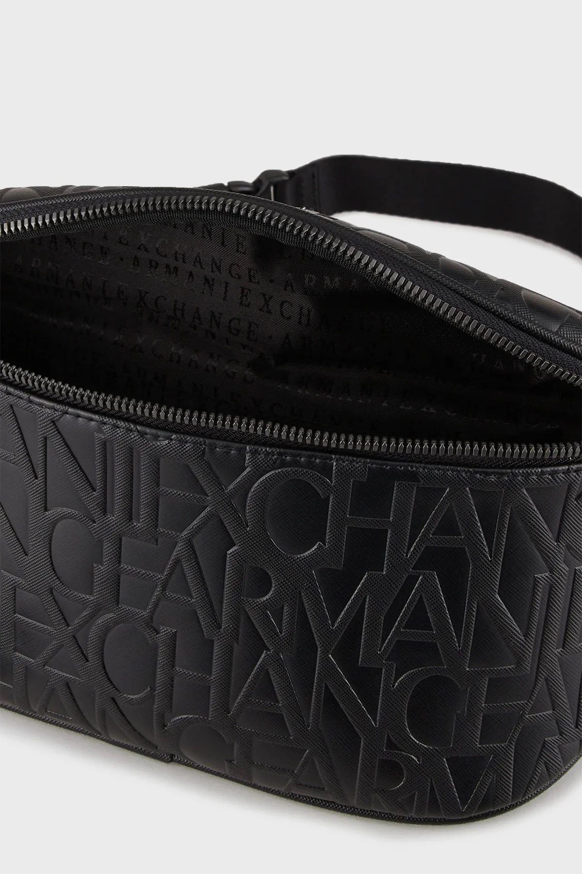 Armani Exchange Logolu Fermuarlı Erkek Bel Çantası 952511 CC838 00020 SİYAH - 6