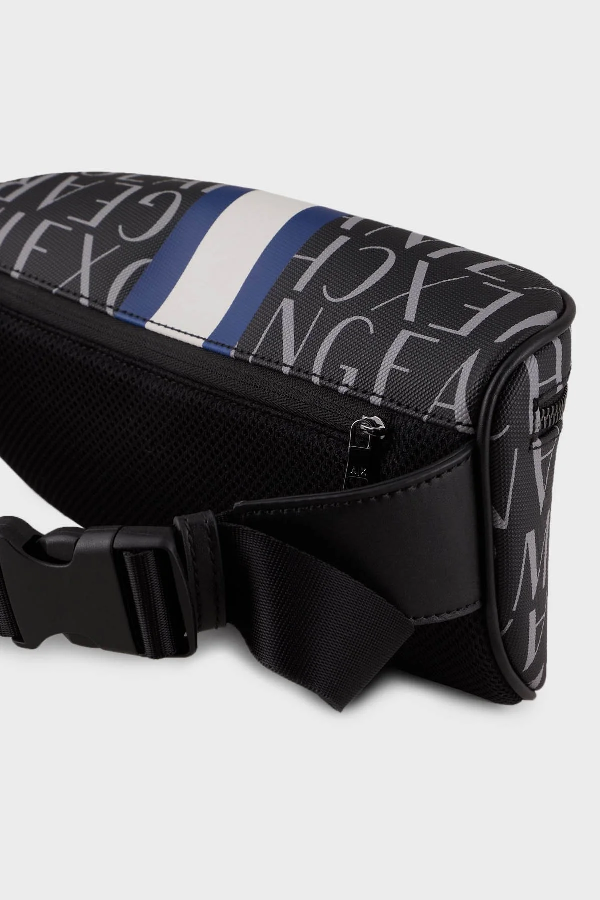 Armani Exchange Logolu Fermuarlı Erkek Çanta 952398 CC831 00020 SİYAH - 6