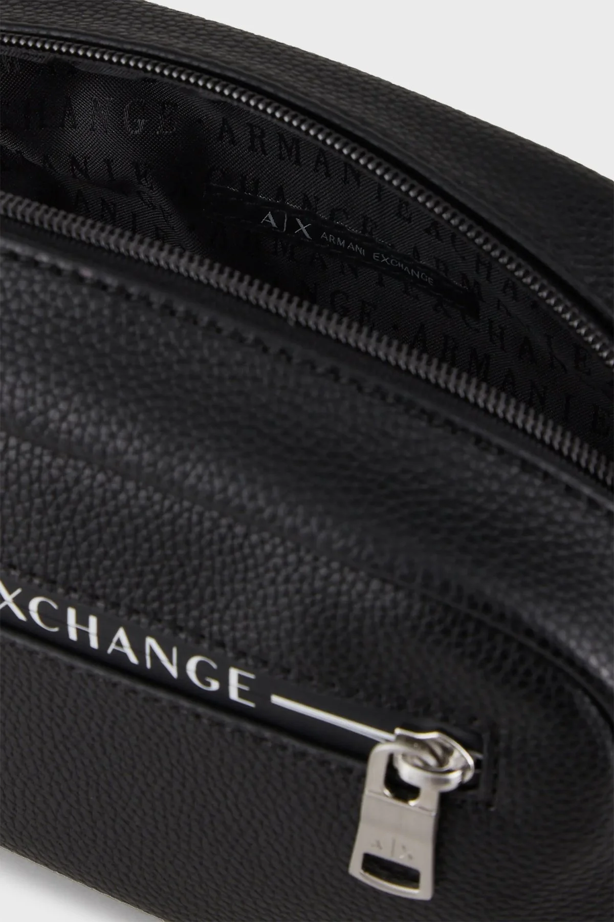 Armani Exchange Logolu Fermuarlı Erkek Çanta 958410 3R832 00020 SİYAH - 4