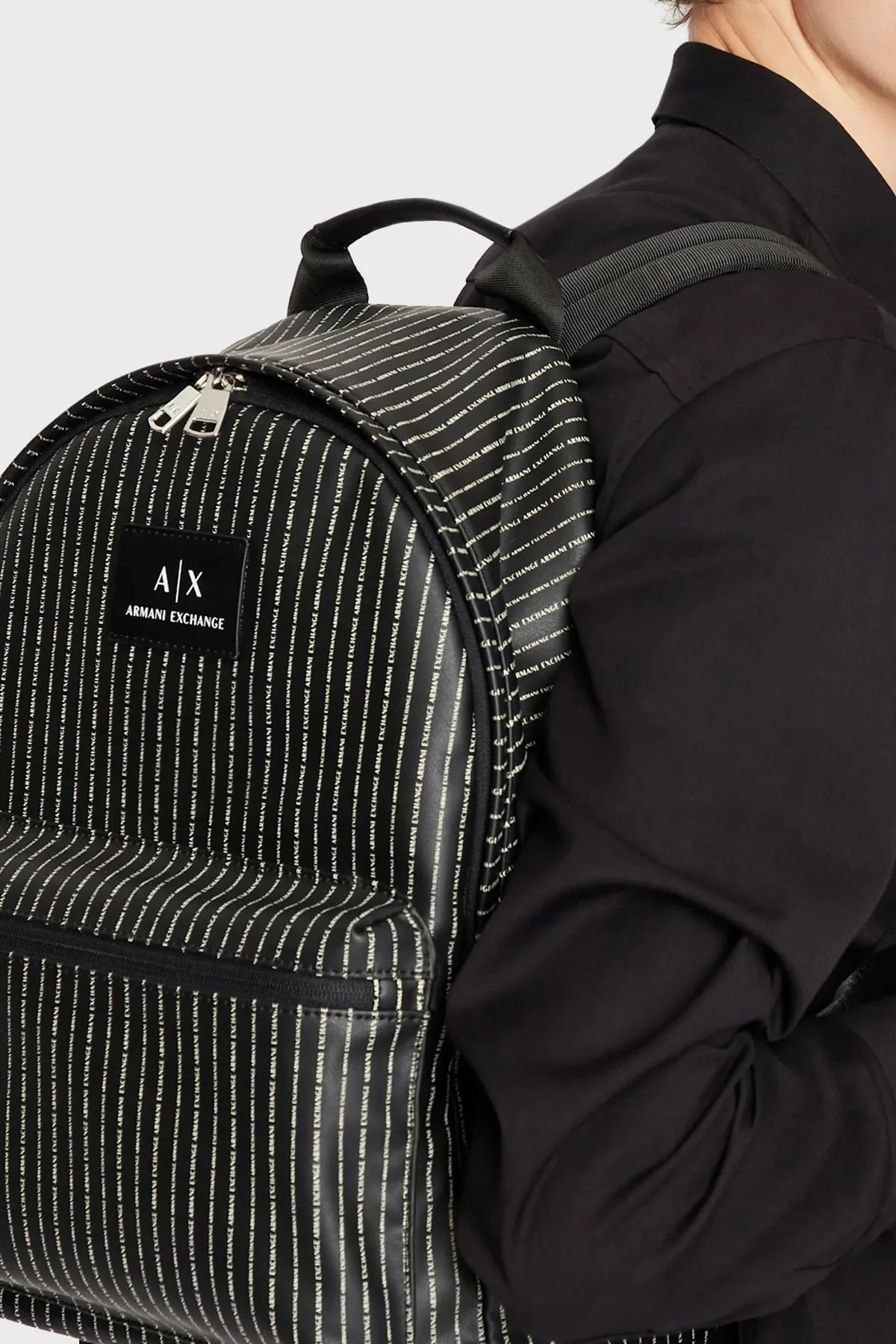 Armani Exchange Logolu Fermuarlı Erkek Sırt Çantası 952442 CC825 00020 SİYAH - 2