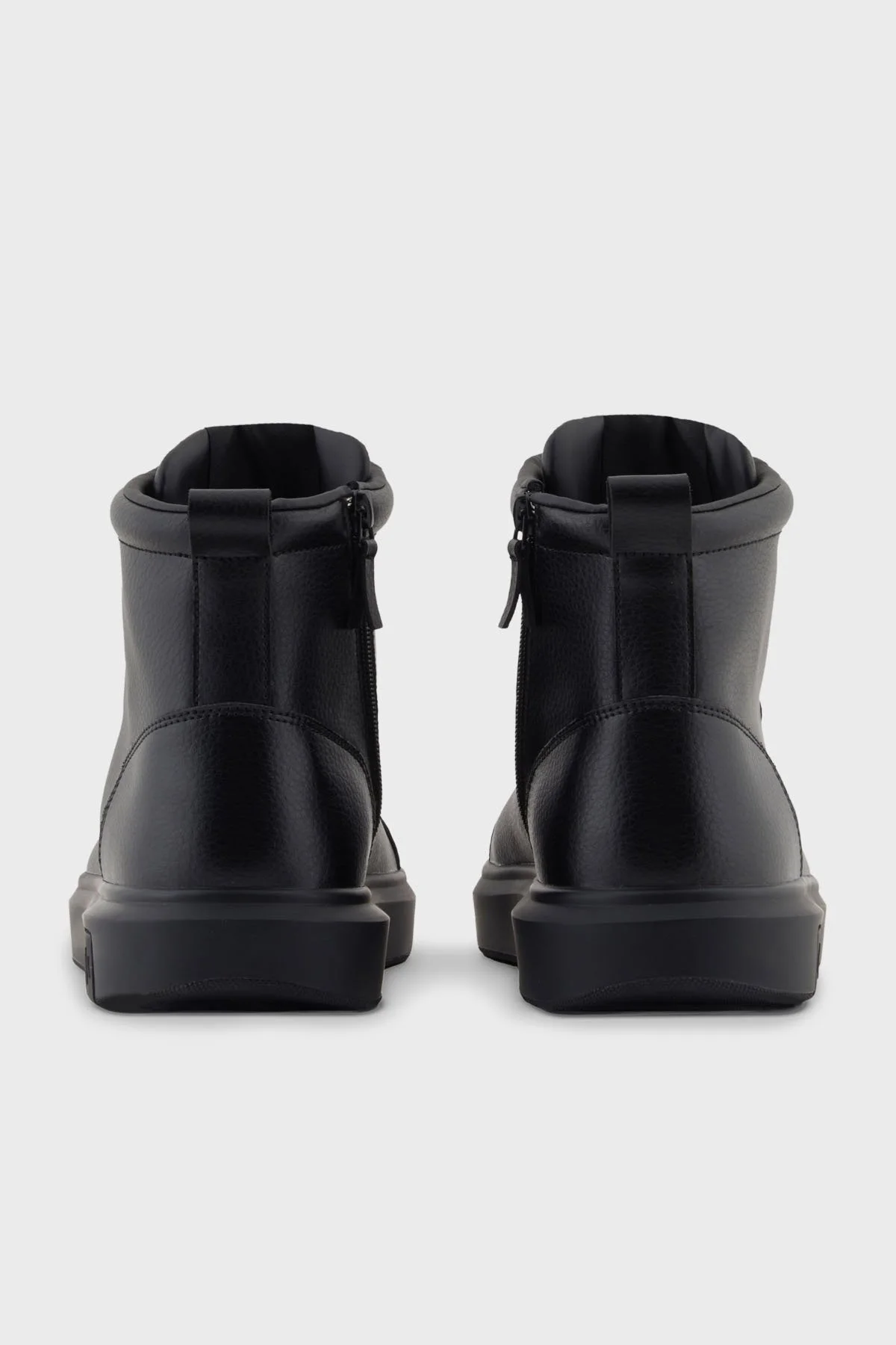 Armani Exchange Logolu Hakiki Deri Erkek Bot XM001963 AF19402 UC001 SİYAH - 4