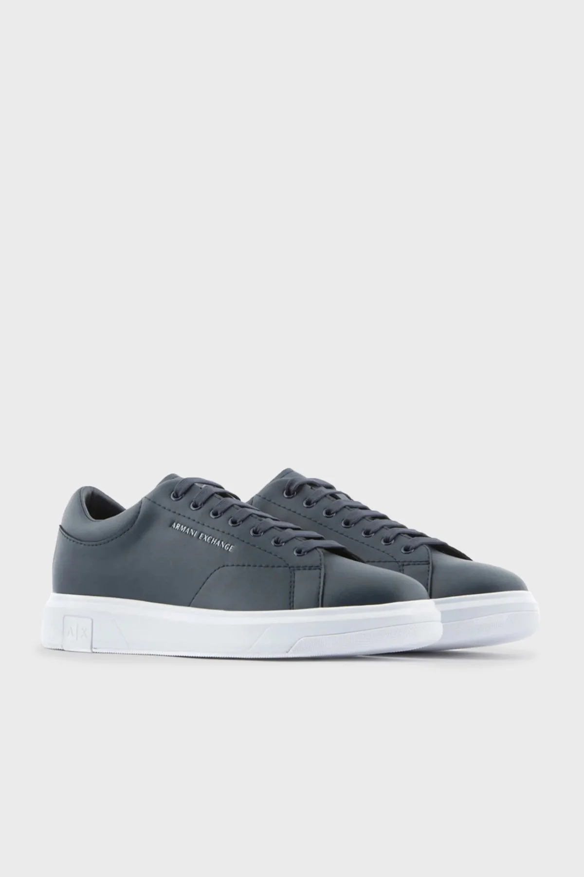 Armani Exchange Logolu Hakiki Deri Sneaker Erkek Ayakkabı XUX123 XV534 00285 LACİVERT - 2