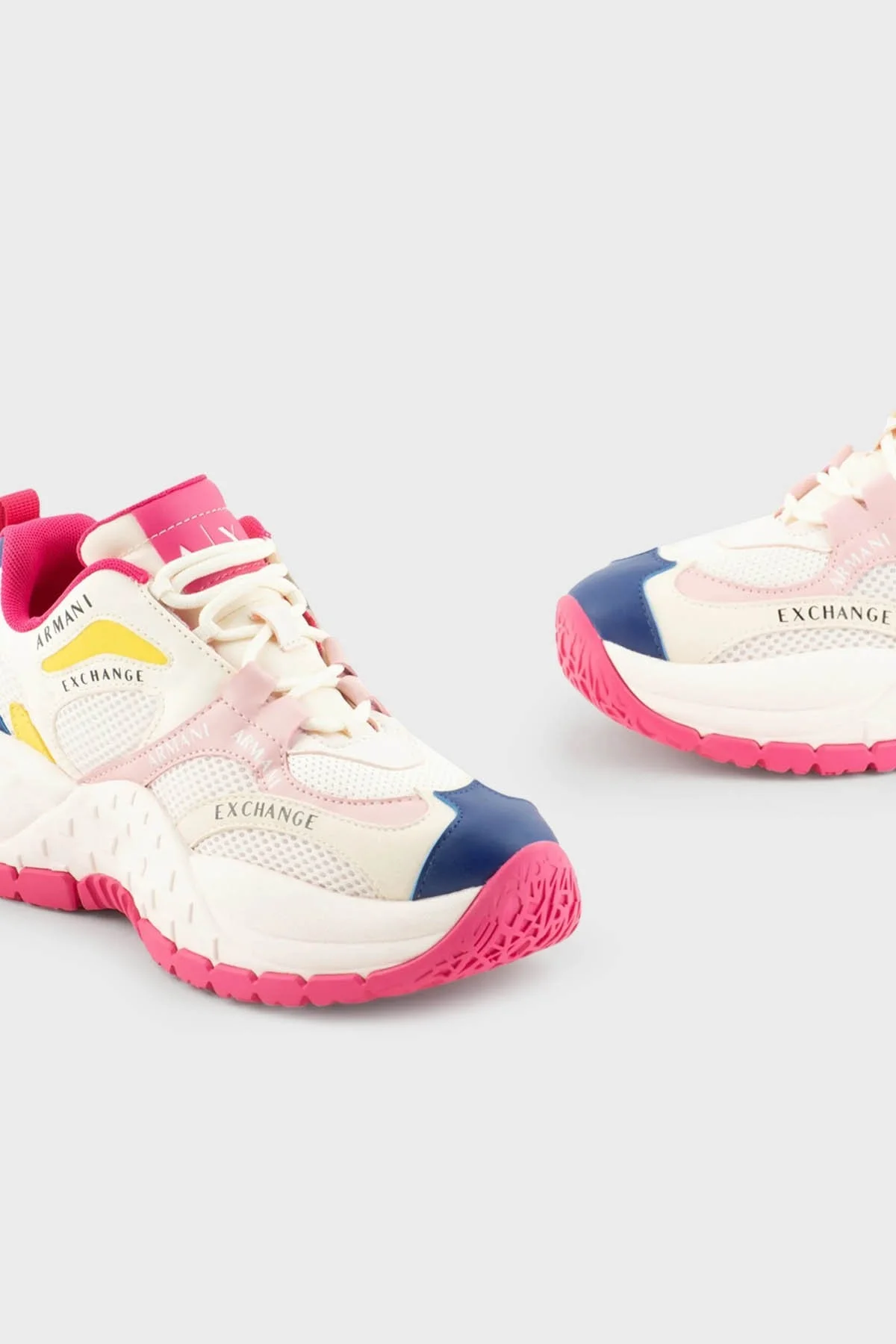 Armani Exchange Logolu Kalın Tabanlı Sneaker Bayan Ayakkabı XDX120 XV708 A500 Pembe-Beyaz-Mor - 3
