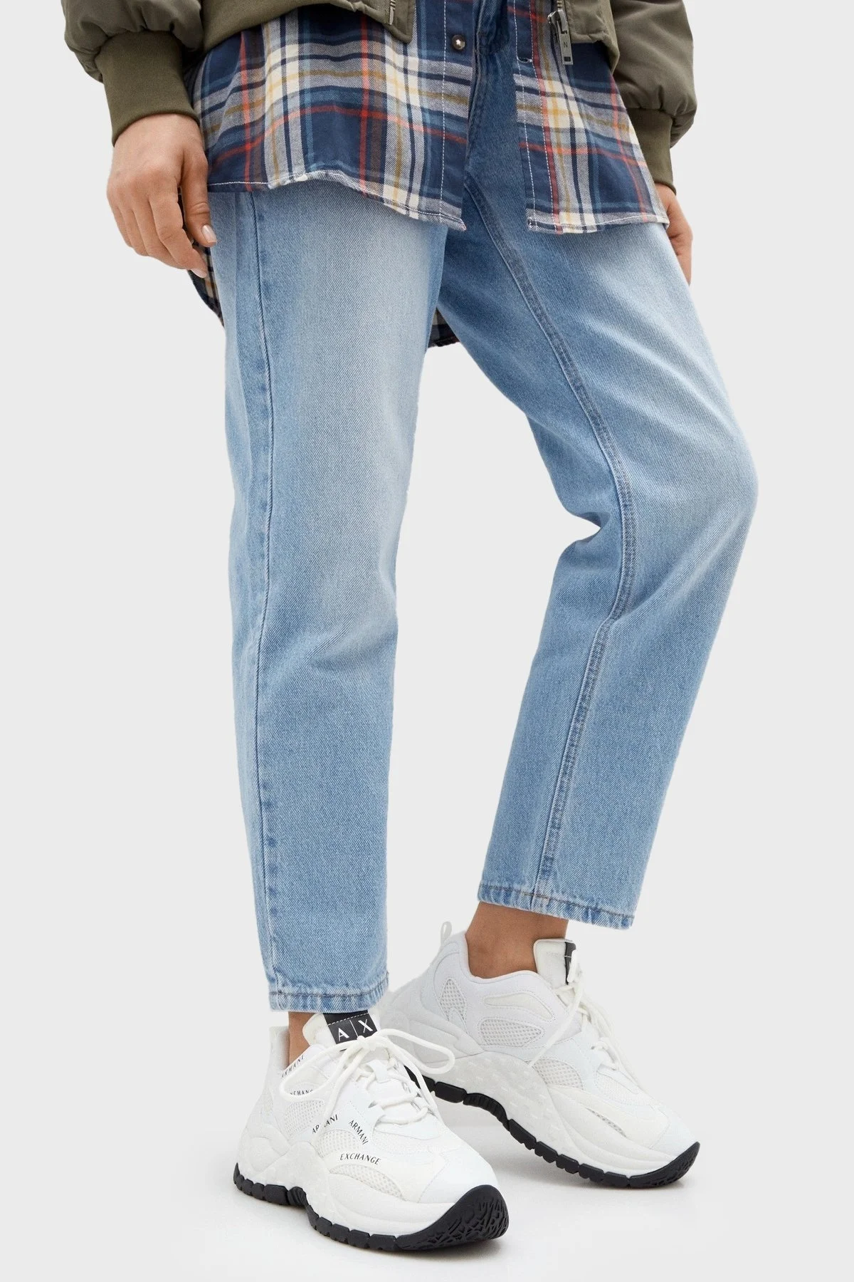 Armani Exchange Logolu Kalın Tabanlı Sneaker Bayan Ayakkabı XDX120 XV708 T802 BEYAZ - 2
