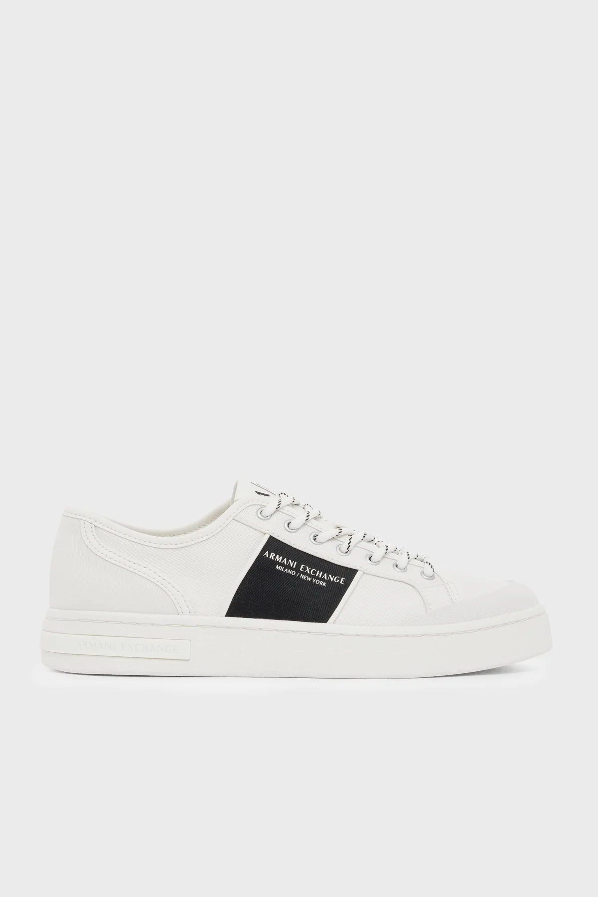 Armani Exchange Logolu Kanvas Sneaker Erkek Ayakkabı XM003616 AF29107 M0429 Kırık beyaz - 1