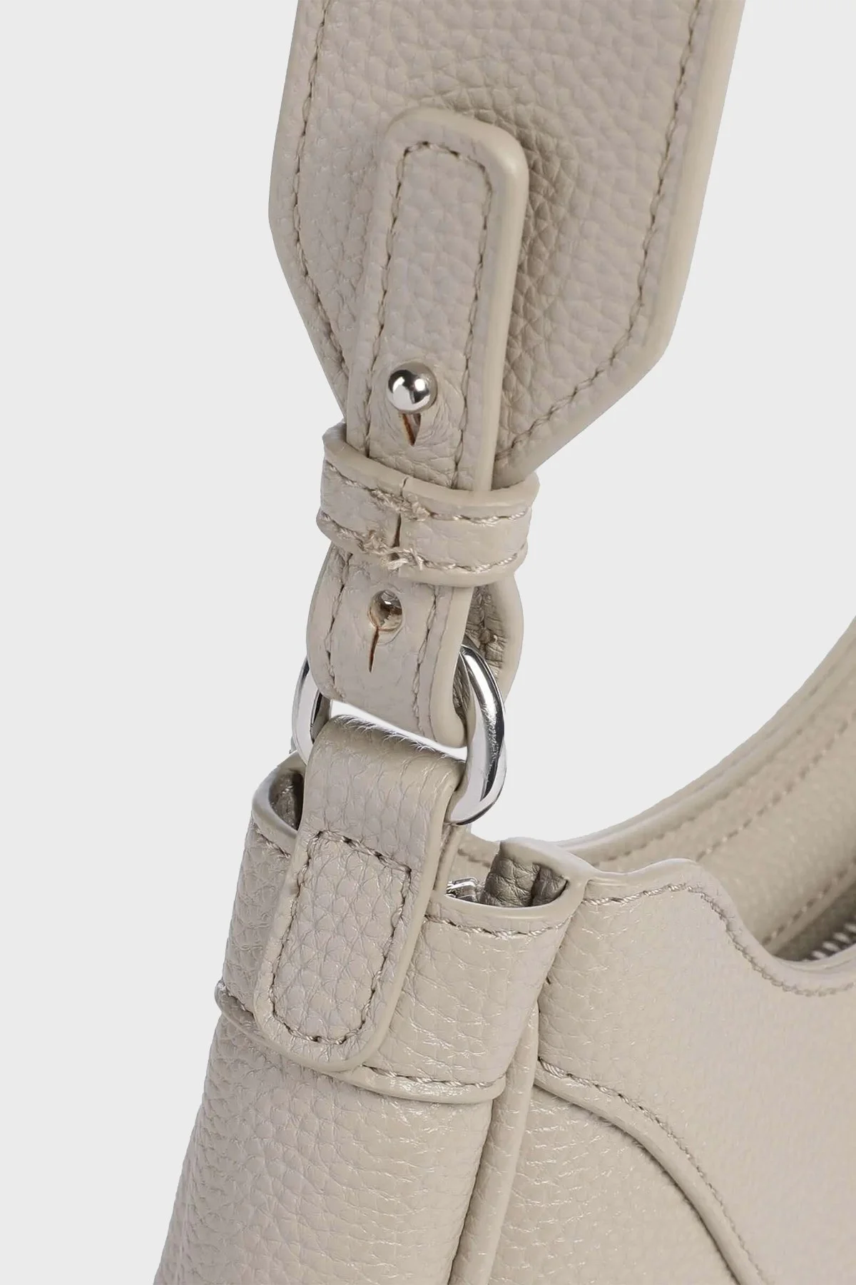 Armani Exchange Logolu Omuz Askılı Bayan Çanta 942883 CC783 14349 BEJ - 5