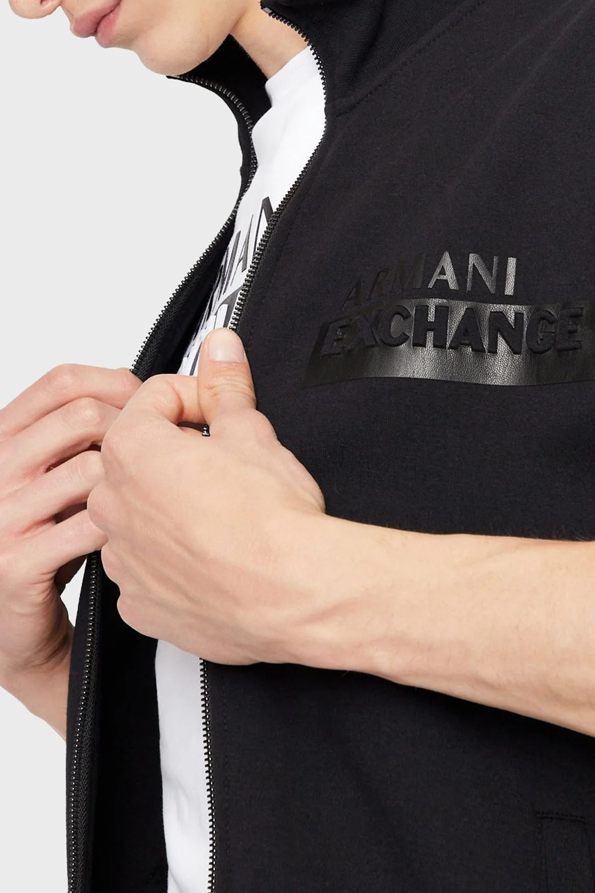 Armani Exchange Logolu Pamuklu Fermuarlı Dik Yaka Regular Fit Erkek Sweat 6LZMBF ZJCAZ 1200 SİYAH - 4