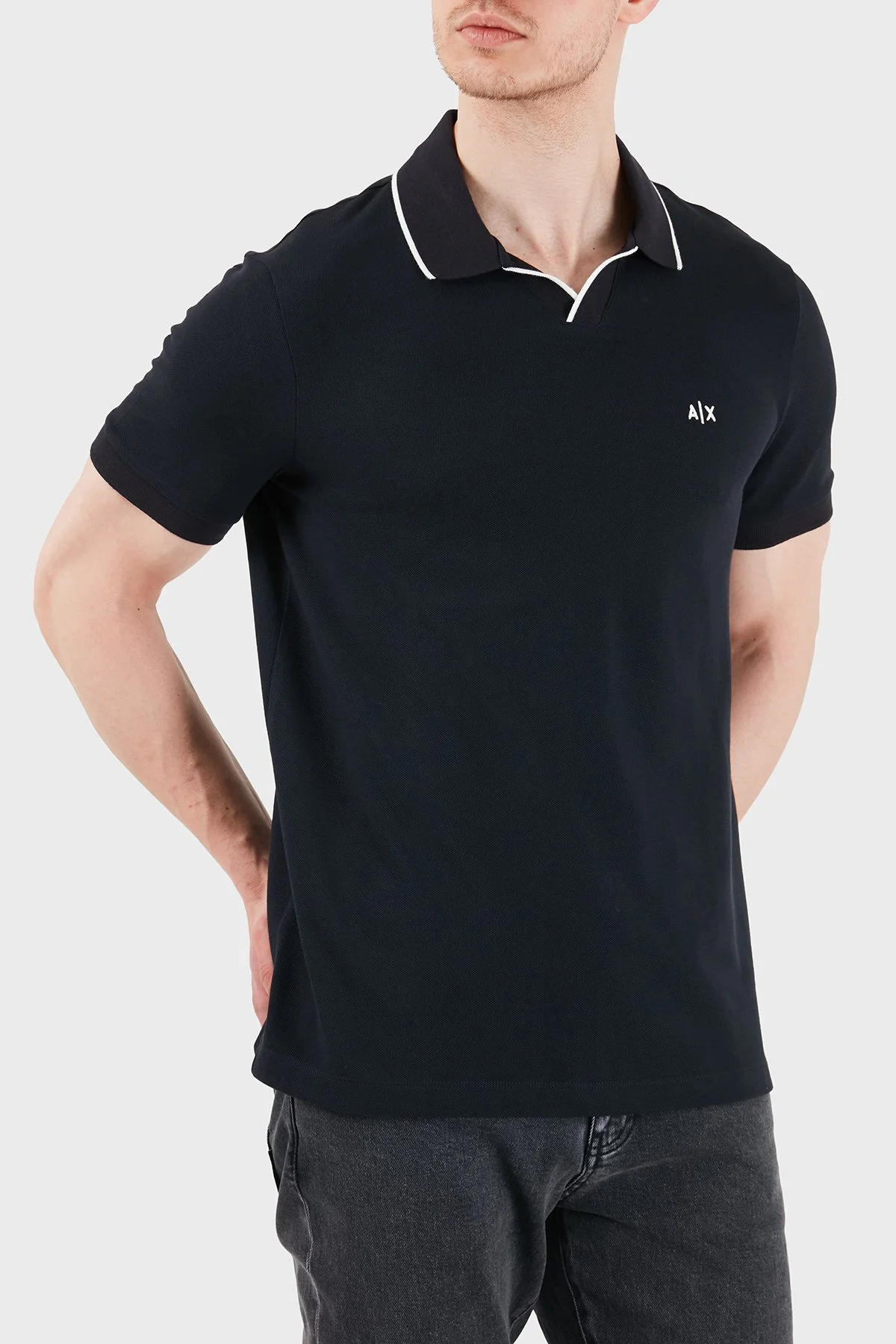 Armani Exchange Logolu Pamuklu Regular Fit Erkek Polo XM002401 AF10366 UB101 LACİVERT - 4