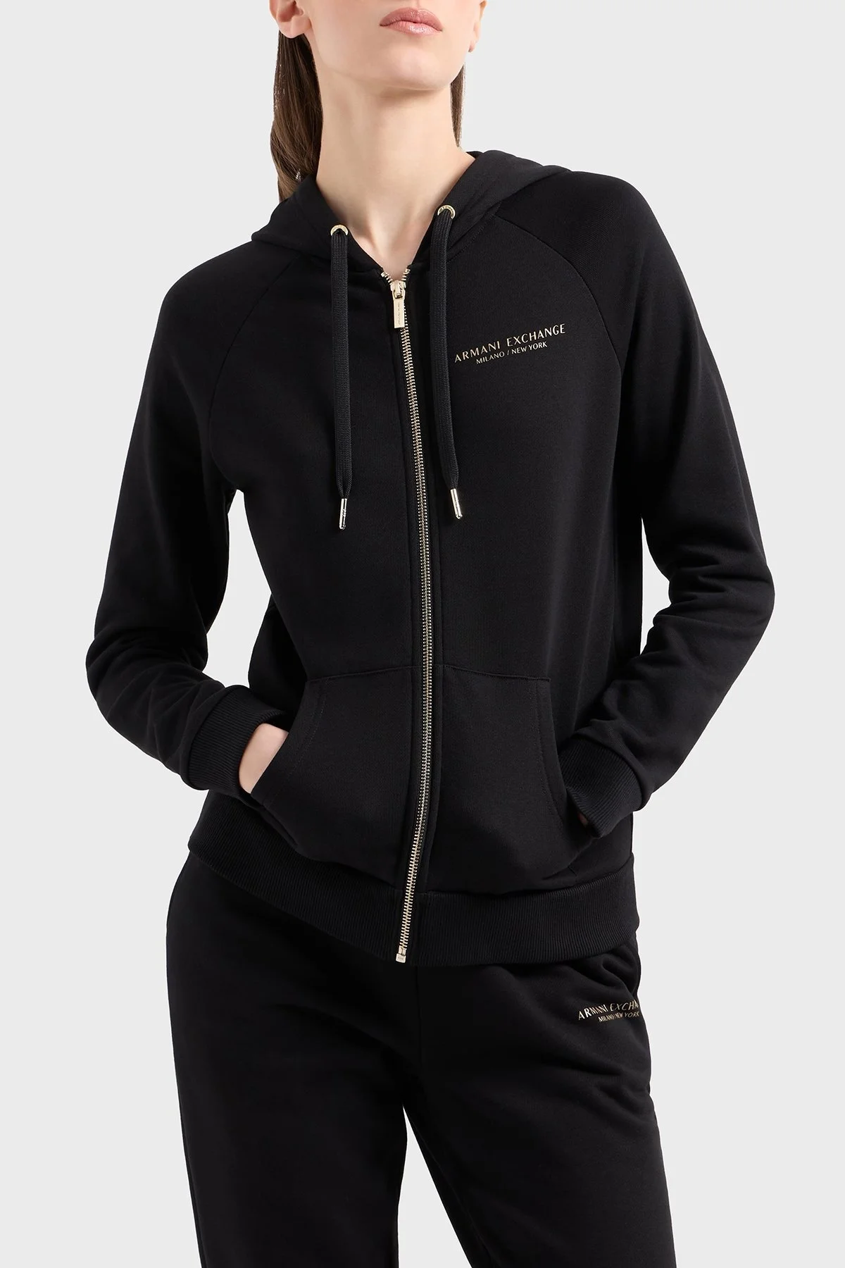 Armani Exchange Logolu Pamuklu Regular Fit Kapüşonlu Bayan Sweat 8NYM28 YJE5Z 52AK SİYAH-GOLD - 6
