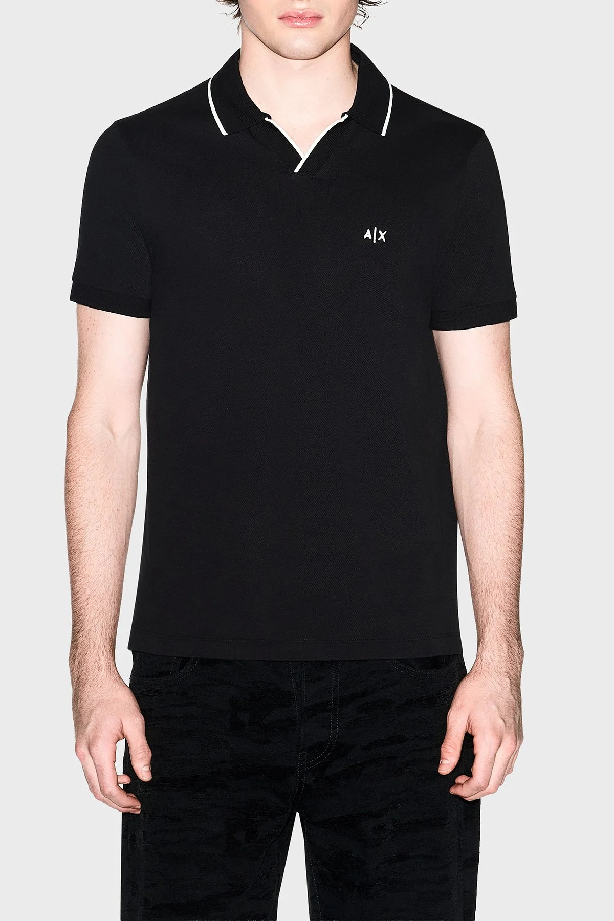 Armani Exchange Logolu Pamuklu Regular Fit Şerit Detaylı Erkek Polo XM002401 AF10366 UC001 SİYAH - 1