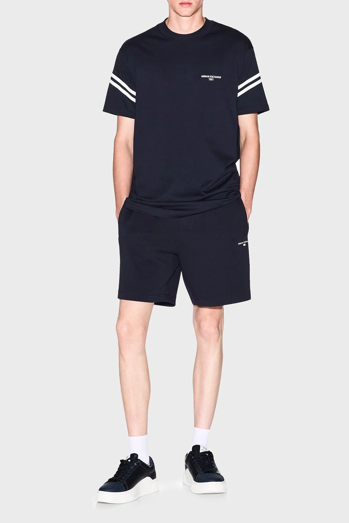 Armani Exchange Logolu Pamuklu Şerit Detaylı Regular Fit Bisiklet Yaka Erkek T Shirt XM001081 AF12308 UB101 LACİVERT - 7