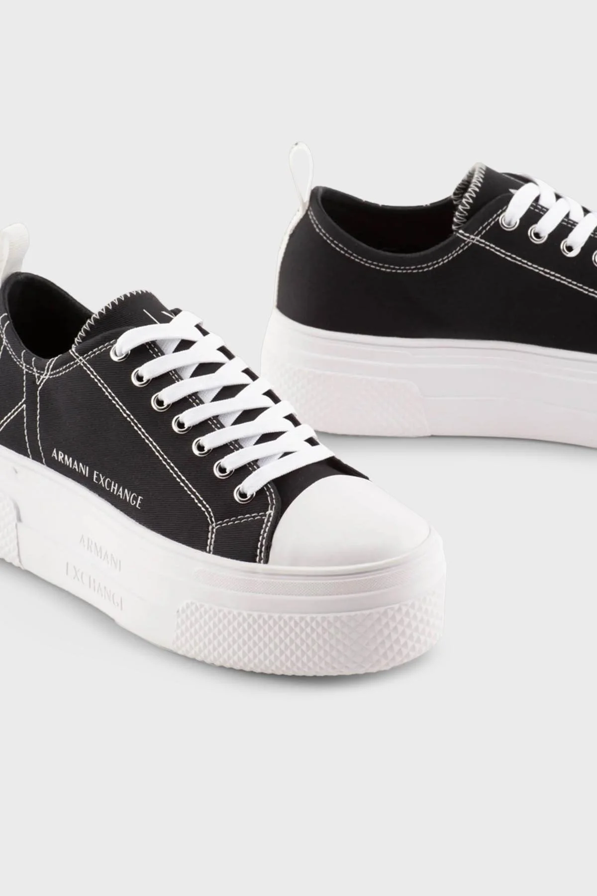 Armani Exchange Logolu Platform Topuk Spor Bayan Ayakkabı XDX115 XV695 S526 SİYAH-BEYAZ - 4