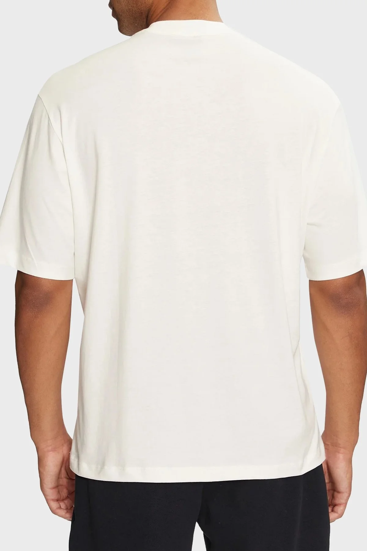 Armani Exchange Logolu Regular Fit Bisiklet Yaka Erkek T Shirt 6DZMJF ZJLFZ 1116 BEYAZ - 3