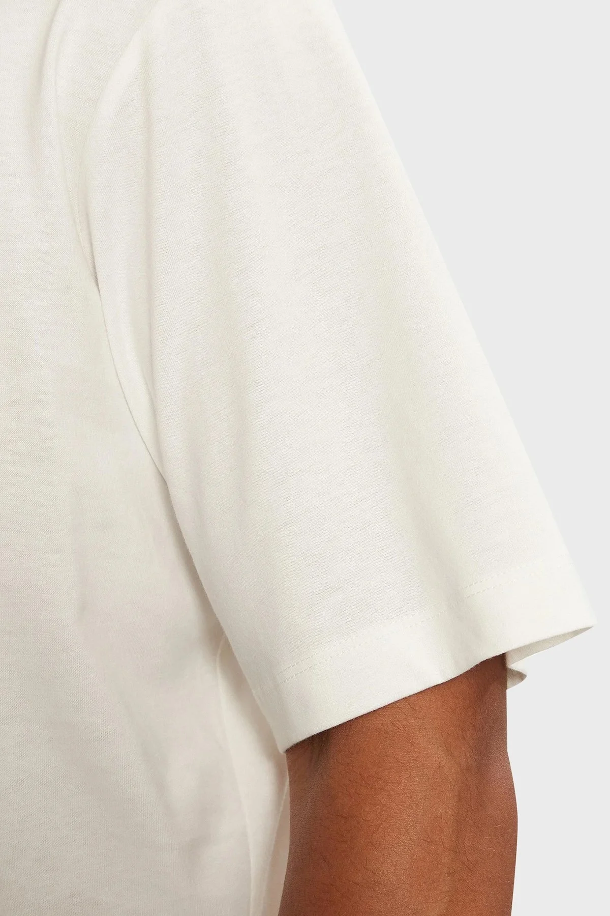 Armani Exchange Logolu Regular Fit Bisiklet Yaka Erkek T Shirt 6DZMJF ZJLFZ 1116 BEYAZ - 5