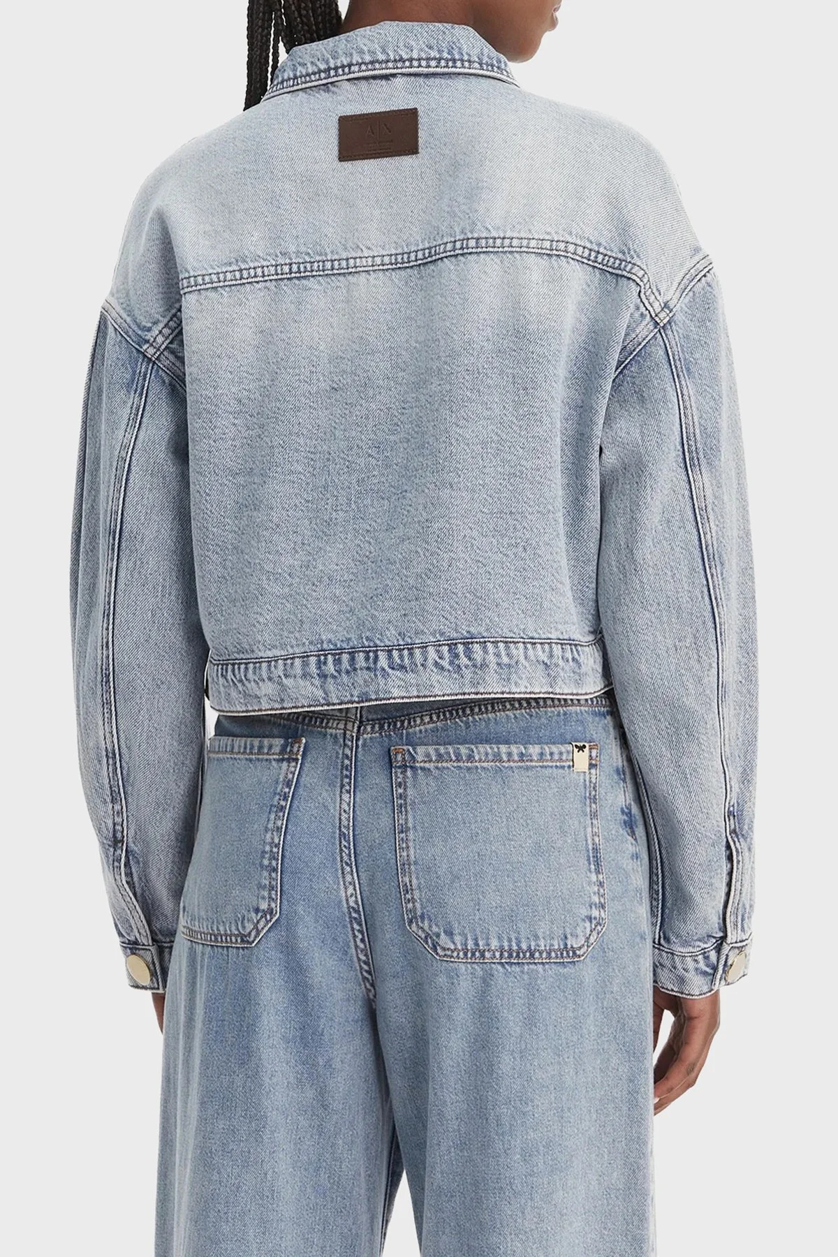Armani Exchange Logolu Regular Fit Cep Detaylı Bayan Kot Ceket XW002260 AF21338 MB001 MAVİ - 3