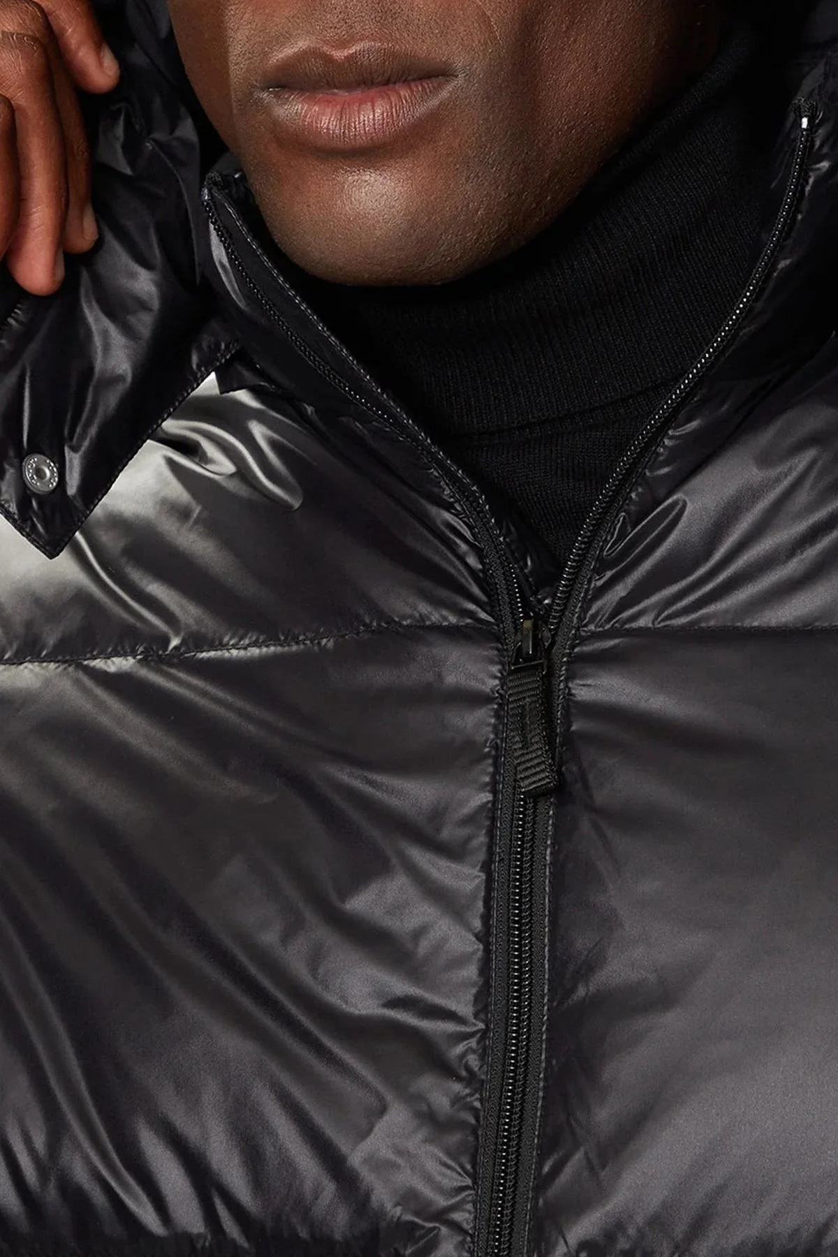 Armani Exchange Logolu Regular Fit Çıkarılabilir Kapüşonlu Şişme Erkek Mont 8NZB70 ZNYNZ 1832 HAKİ - 5