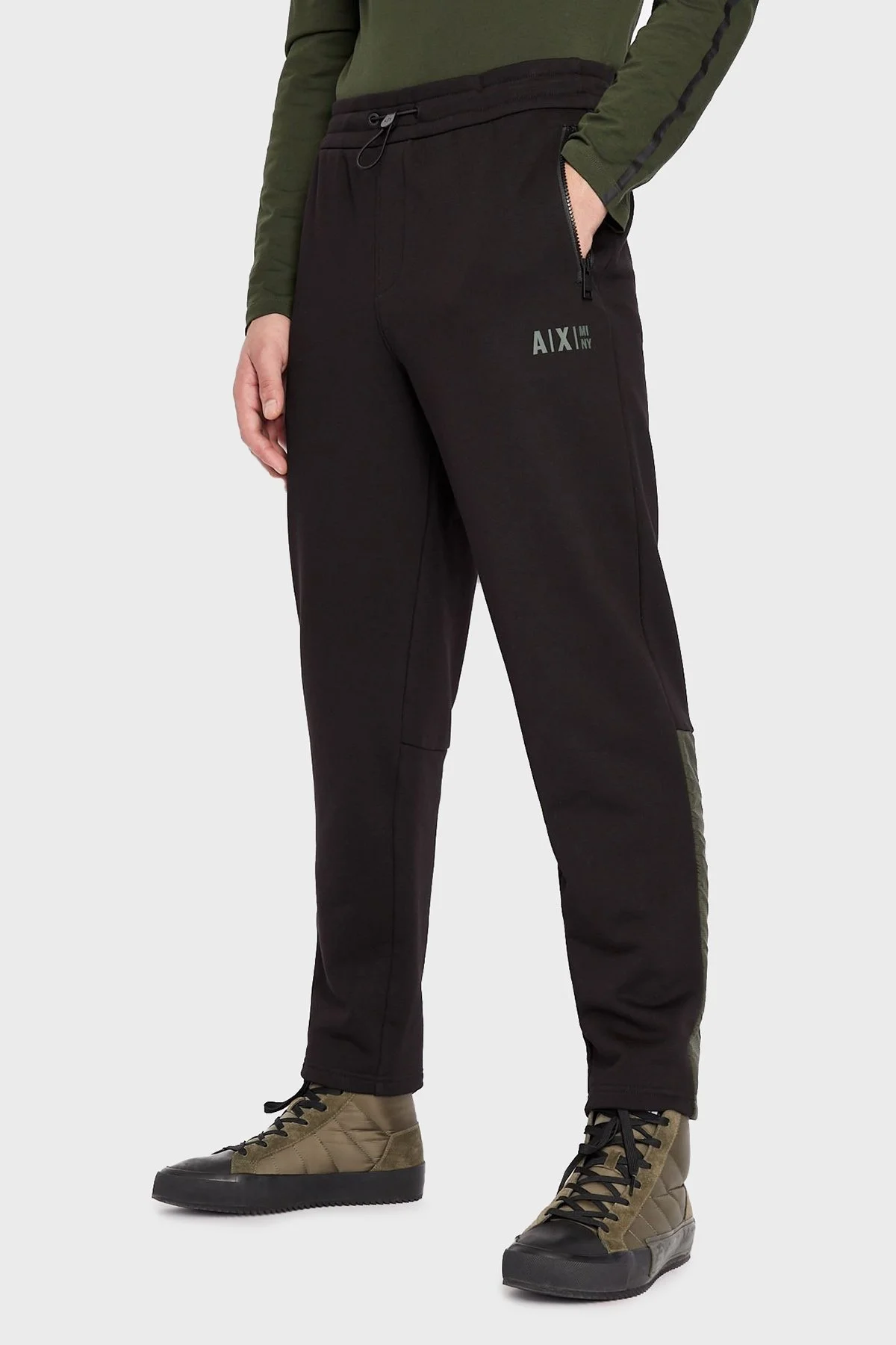 Armani Exchange Logolu Regular Fit Elastik Bel Bantlı Cepli Pamuklu Jogger Erkek Pantolon 6LZPFA ZJXAZ 42AB SİYAH - 1