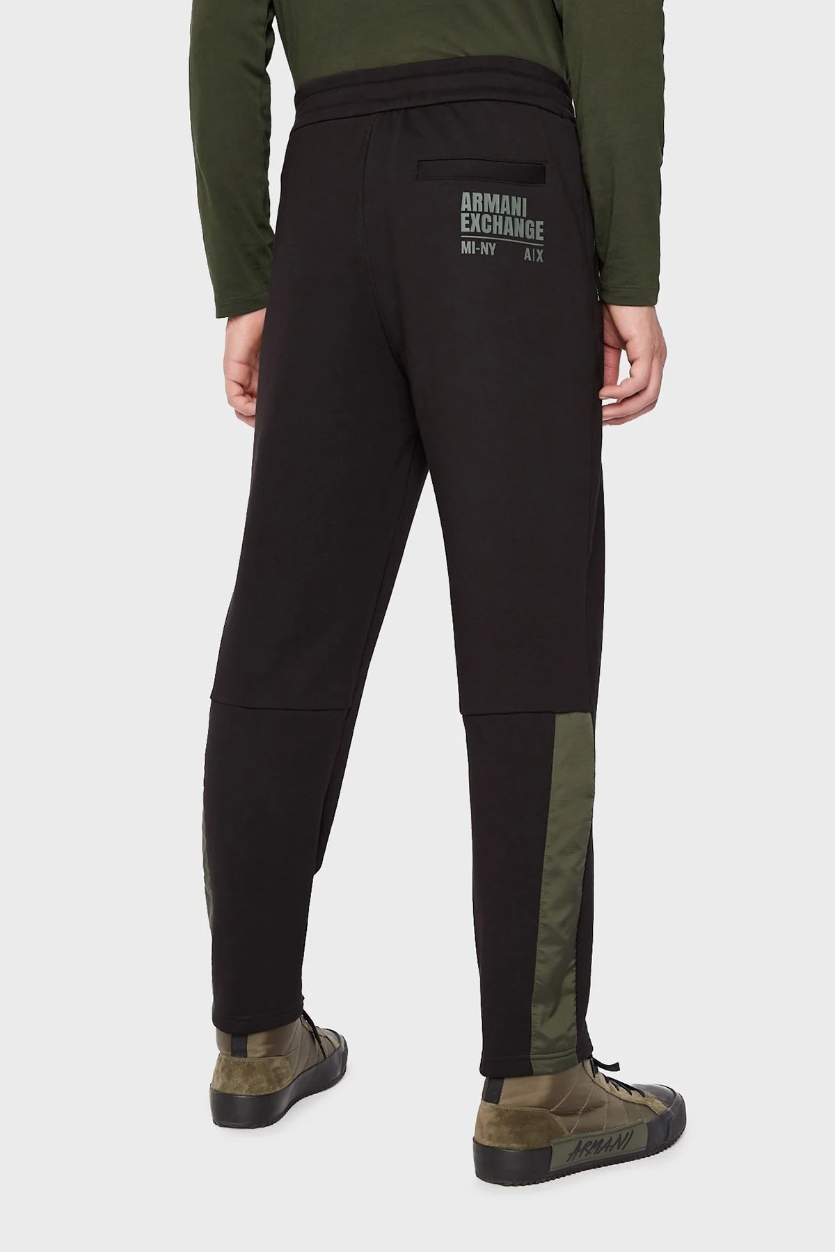 Armani Exchange Logolu Regular Fit Elastik Bel Bantlı Cepli Pamuklu Jogger Erkek Pantolon 6LZPFA ZJXAZ 42AB SİYAH - 3