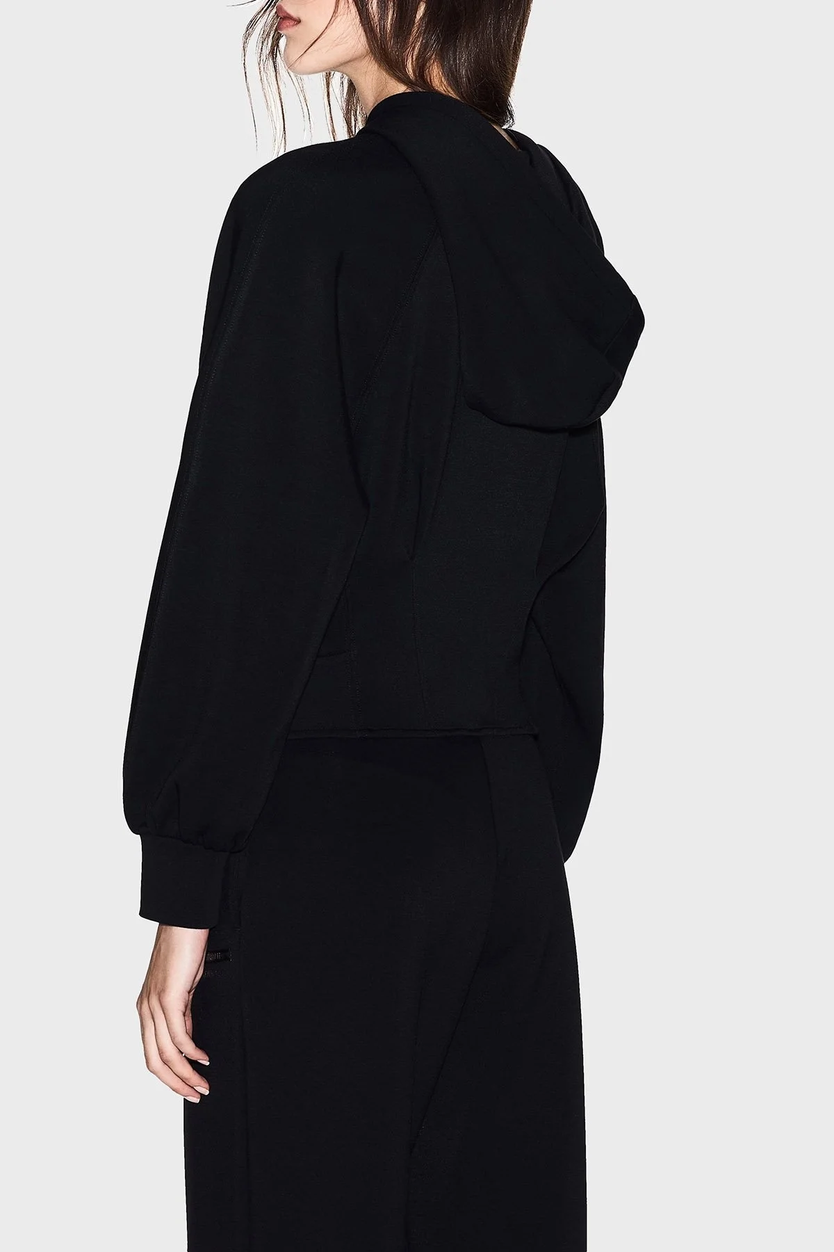 Armani Exchange Logolu Regular Fit Kapüşonlu Fermuarlı Bayan Sweat XW000802 AF16111 UC001 SİYAH - 3