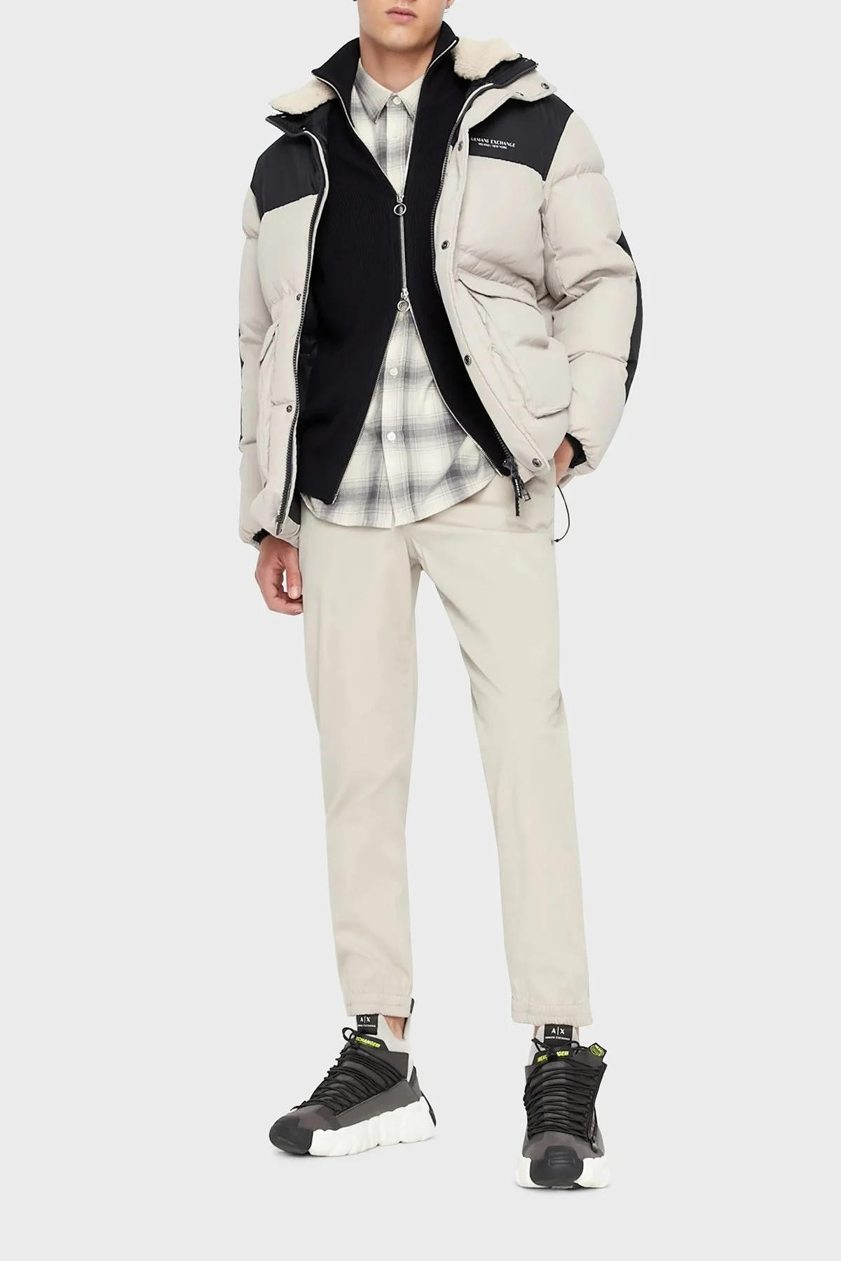 Armani Exchange Logolu Regular Fit Kuş Tüyü Dolgulu Dik Yaka Erkek Mont 6LZBL2 ZNWMZ 2786 BEJ - 4