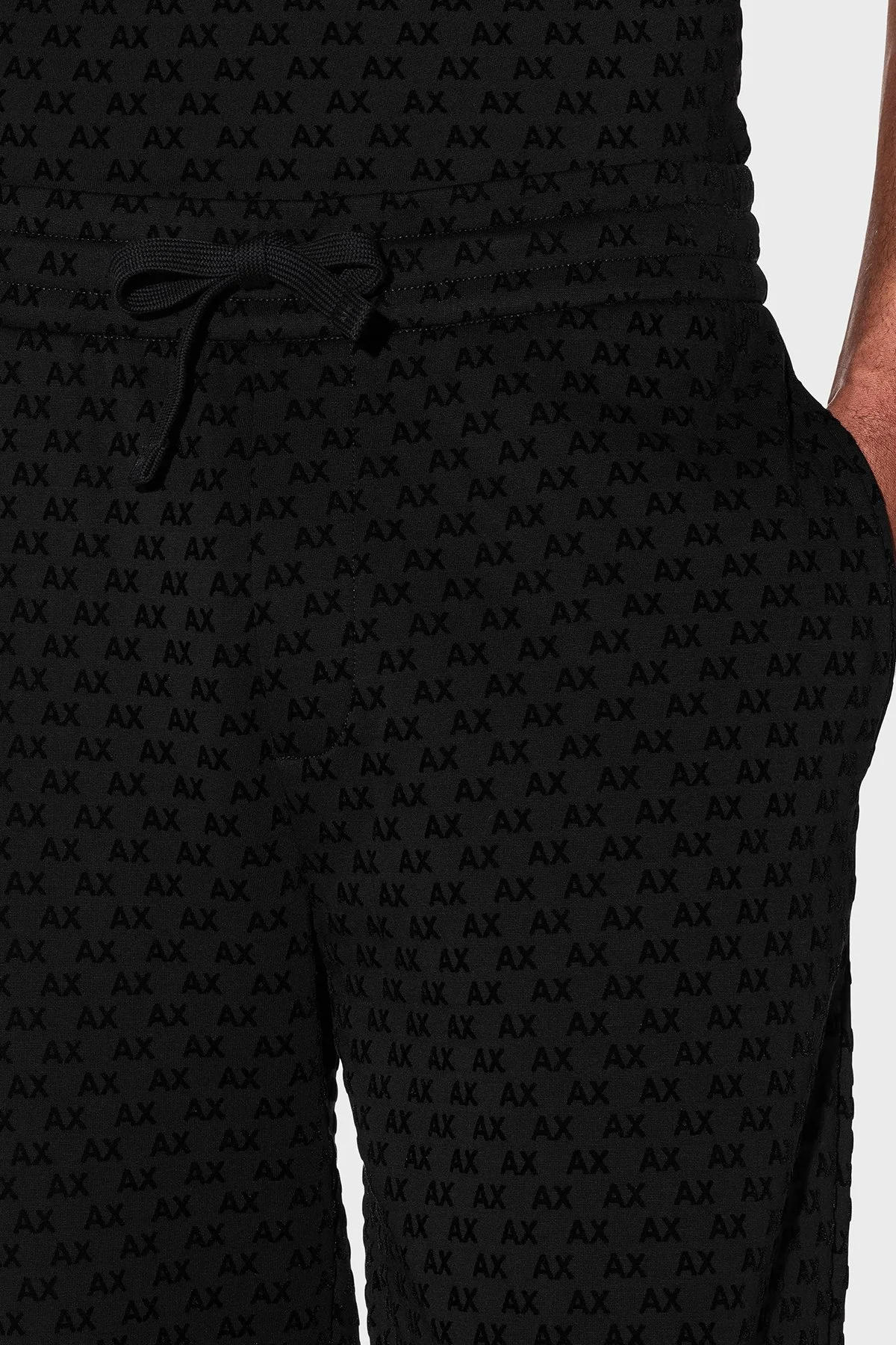 Armani Exchange Logolu Regular Fit Lastikli Paça Erkek Pantolon XM002904 AF10818 UC001 Siyah - 6