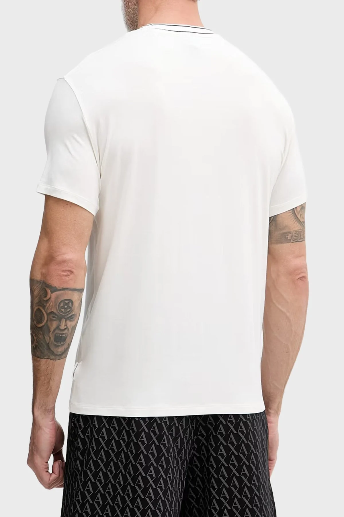 Armani Exchange Logolu Regular Fit Şerit Detaylı Bisiklet Yaka Erkek T Shirt XM002484 AF21936 U0009 BEYAZ - 3