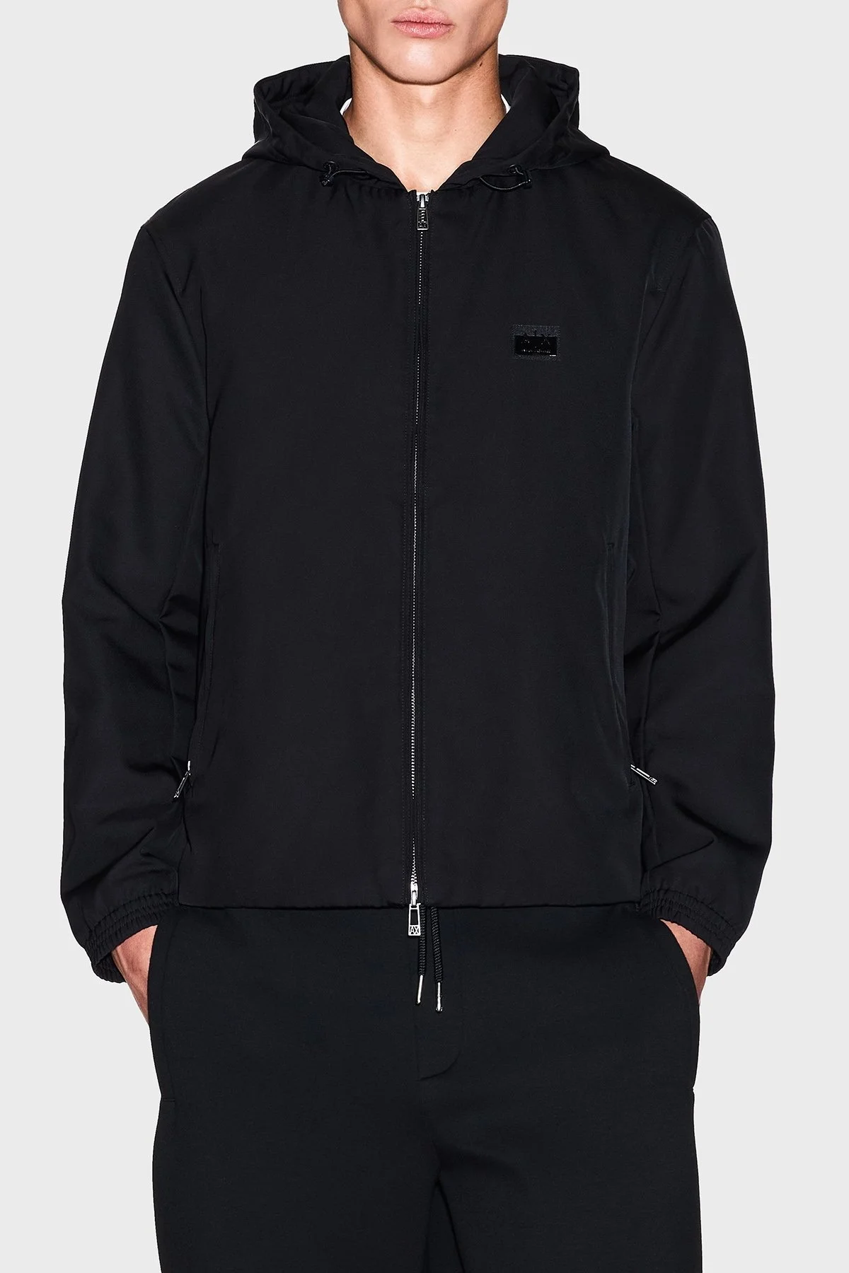 Armani Exchange Logolu Regular Fit Su ve Rüzgar Geçirmez Erkek Ceket XM001102 AF16672 UC001 SİYAH - 1