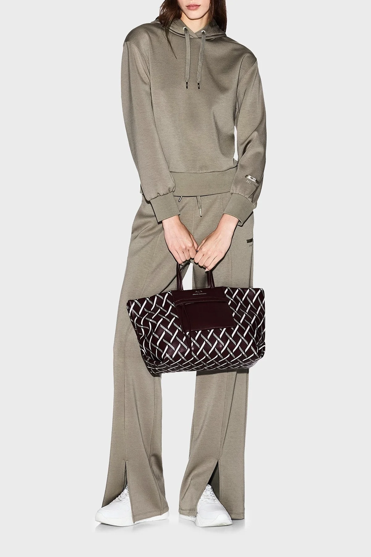 Armani Exchange Logolu Relaxed Fit Yırtmaçlı Geniş Paça Jogger Bayan Pantolon XW001289 AF16111 U6242 KAHVE - 2