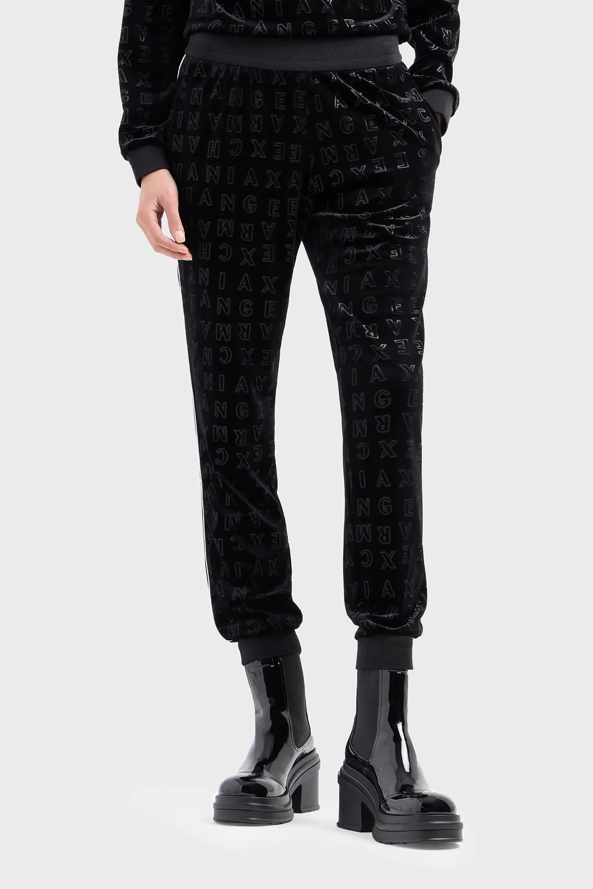 Armani Exchange Logolu Slim Fit Yüksek Bel Lastikli Paça Bayan Pantolon 6DYP94 YJLGZ 52AL SİYAH - 1