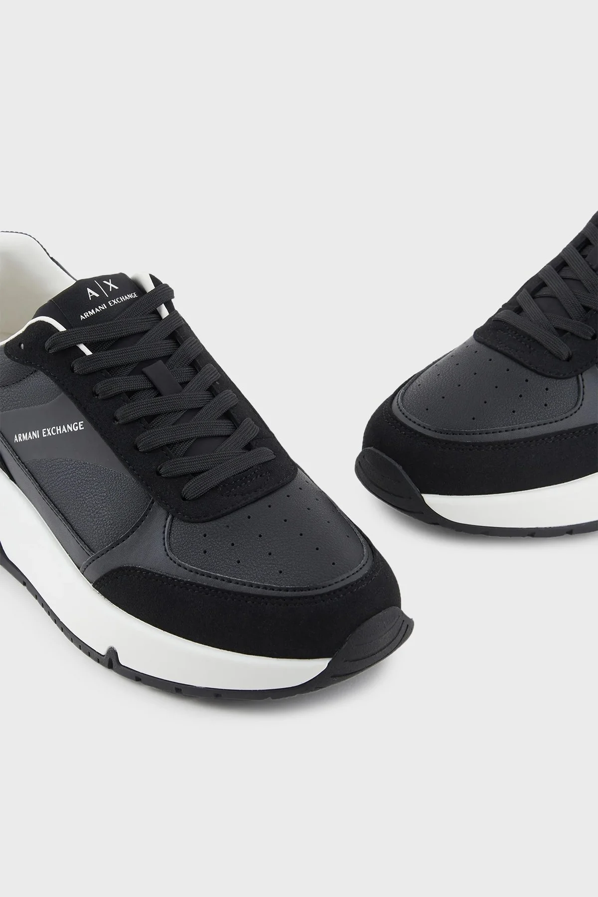 Armani Exchange Logolu Sneakaer Erkek Ayakkabı XUX225 XV862 K001 SİYAH - 5
