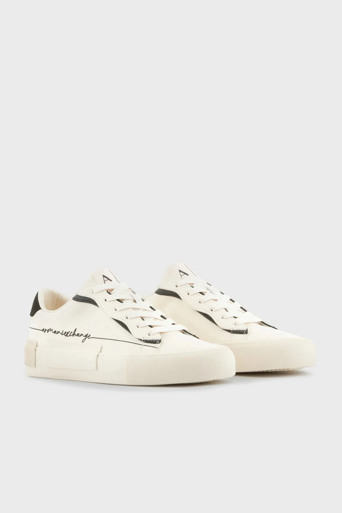 Armani Exchange Logolu Sneaker Bayan Ayakkabı XDX097 XV721 N480 BEYAZ-SİYAH - 3