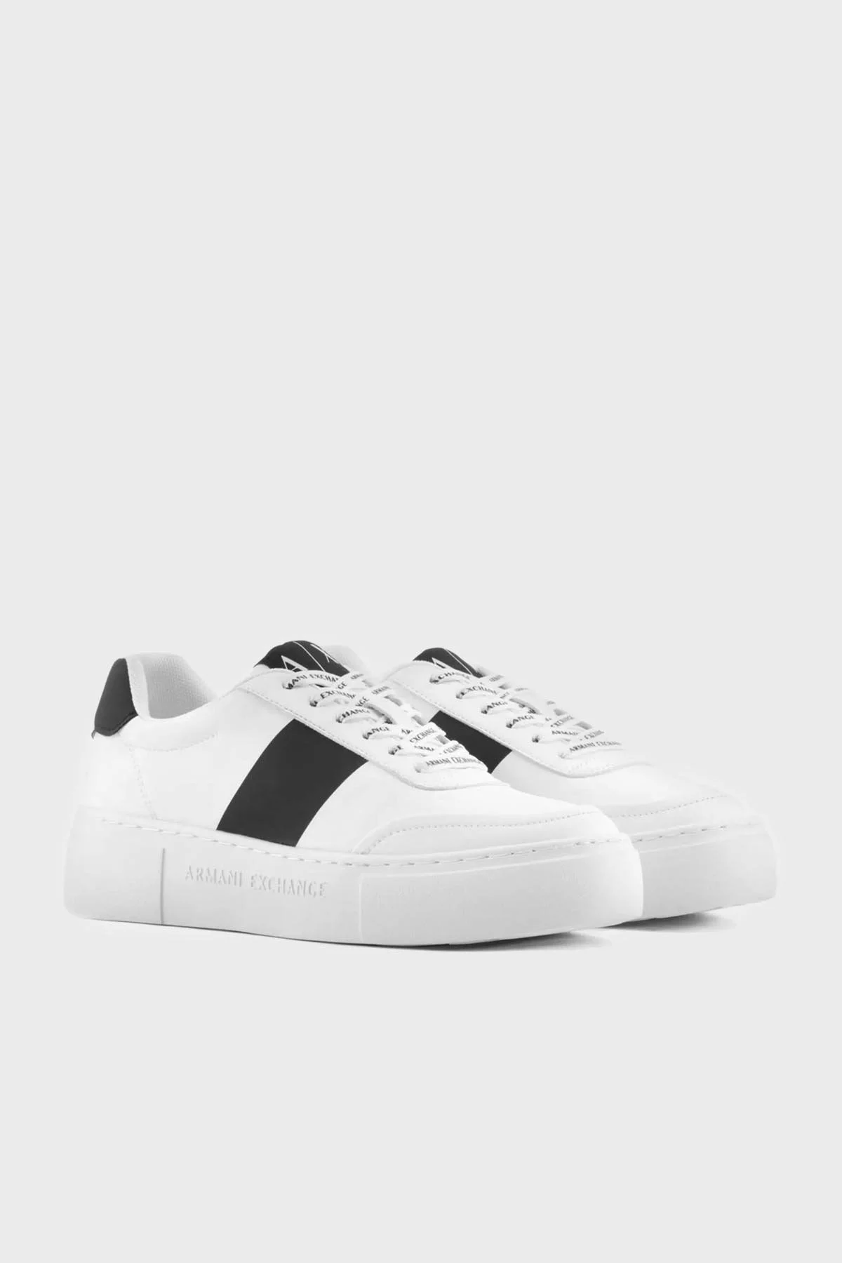 Armani Exchange Logolu Sneaker Bayan Ayakkabı XDX134 XV726 K488 BEYAZ-SİYAH - 2