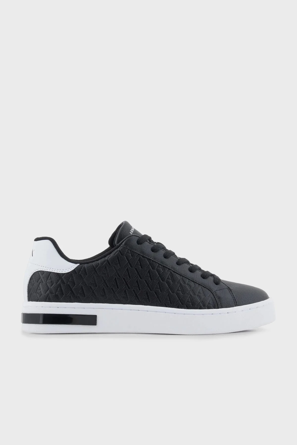 Armani Exchange Logolu Sneaker Erkek Ayakkabı XM000140 AF11916 MC011 SİYAH-BEYAZ - 1