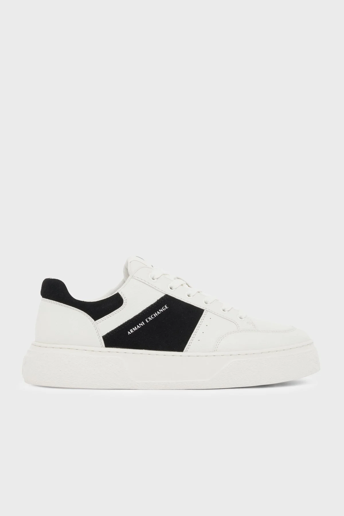 Armani Exchange Logolu Sneaker Erkek Ayakkabı XM002627 AF17540 M0017 Beyaz-siyah - 1