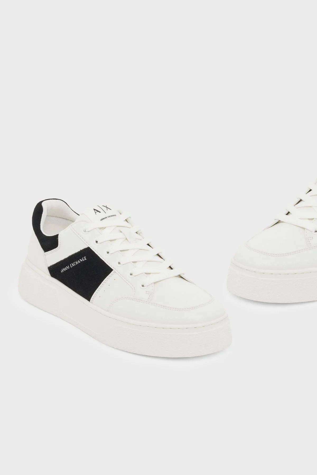 Armani Exchange Logolu Sneaker Erkek Ayakkabı XM002627 AF17540 M0017 Beyaz-siyah - 4